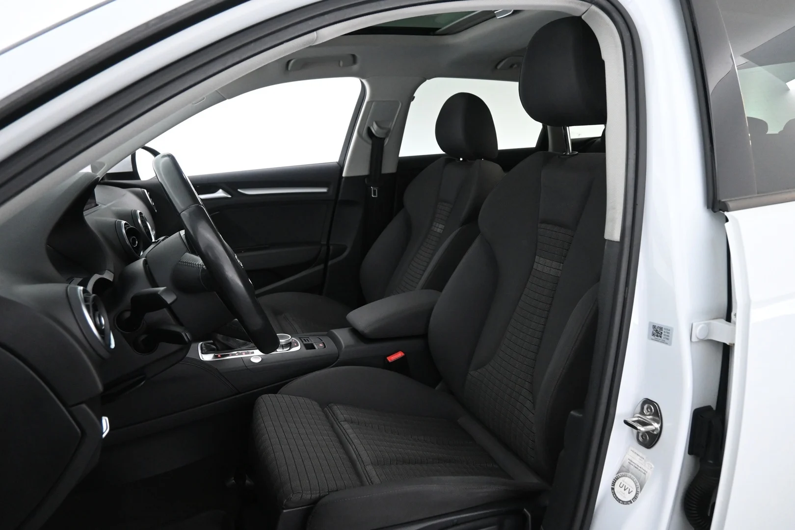 Car Image - 4vKMEcJjngUPCVDwuQT2si