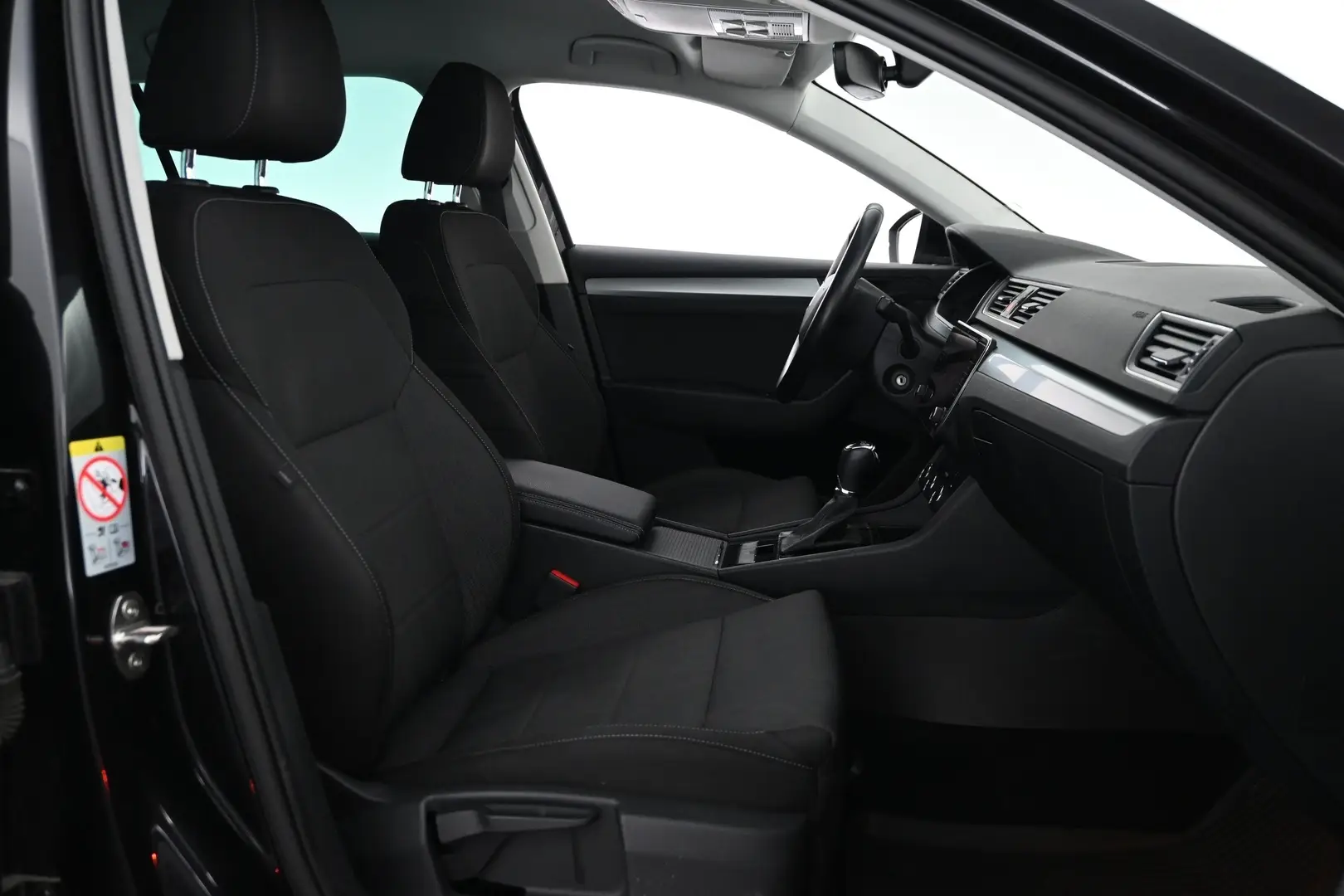 Car Image - 4pcGifHvjQoyo8zvudFfIZ