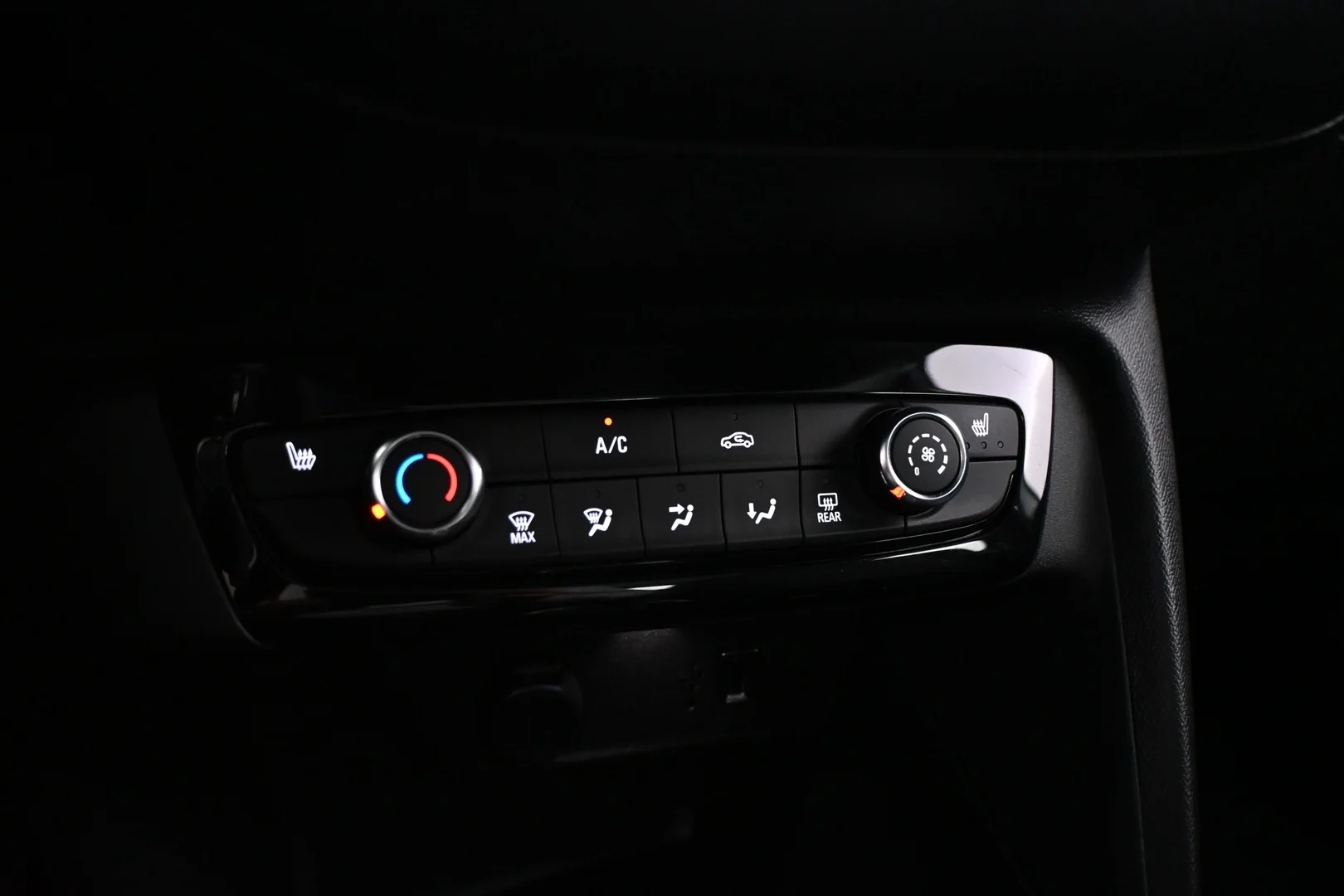 Car Image - 6KswBQwzFr54C91KngiPMu