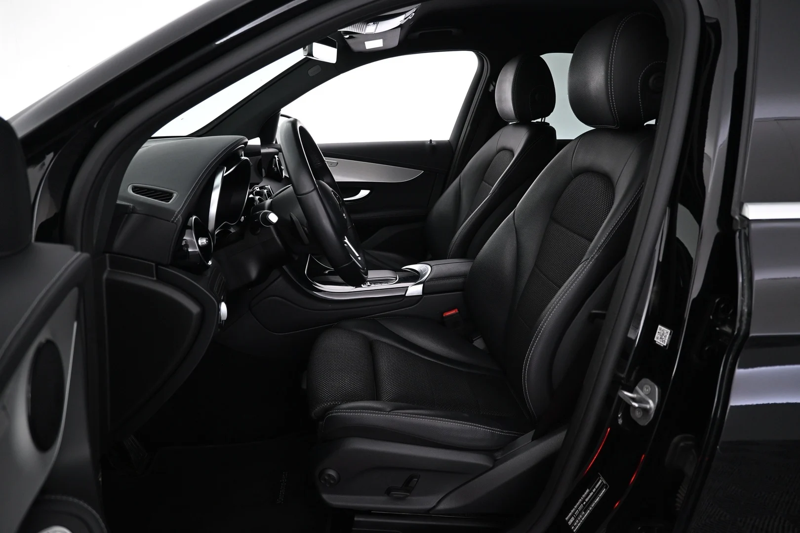 Car Image - 6Sa4RIzoW3xsZEkq64DlRx