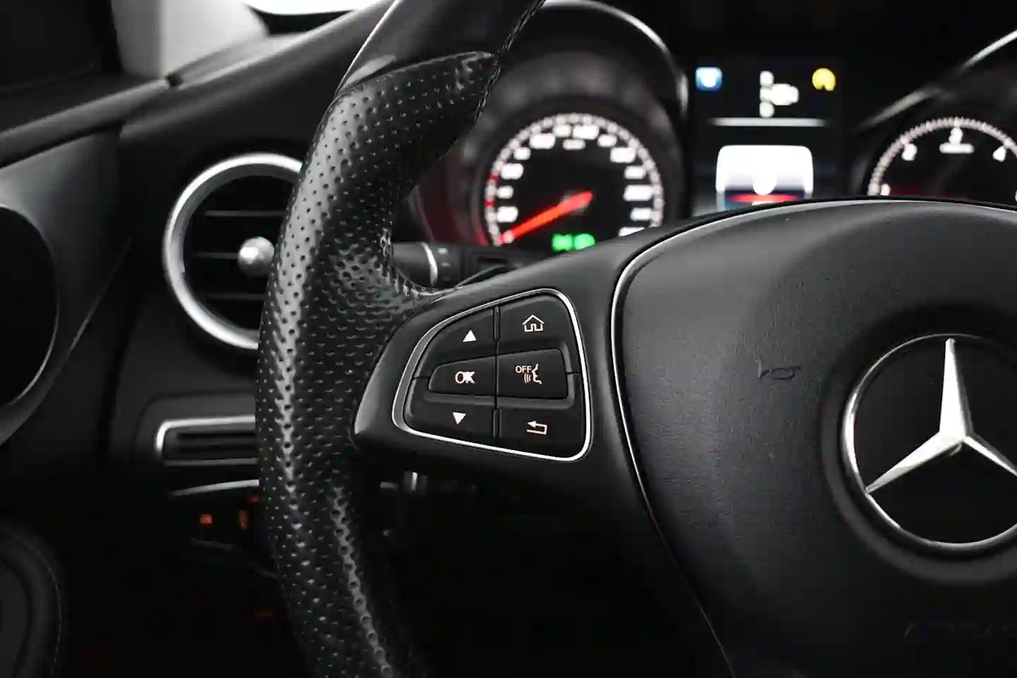 Car Image - 7k0cfwGsYandWmYwLIpI6o