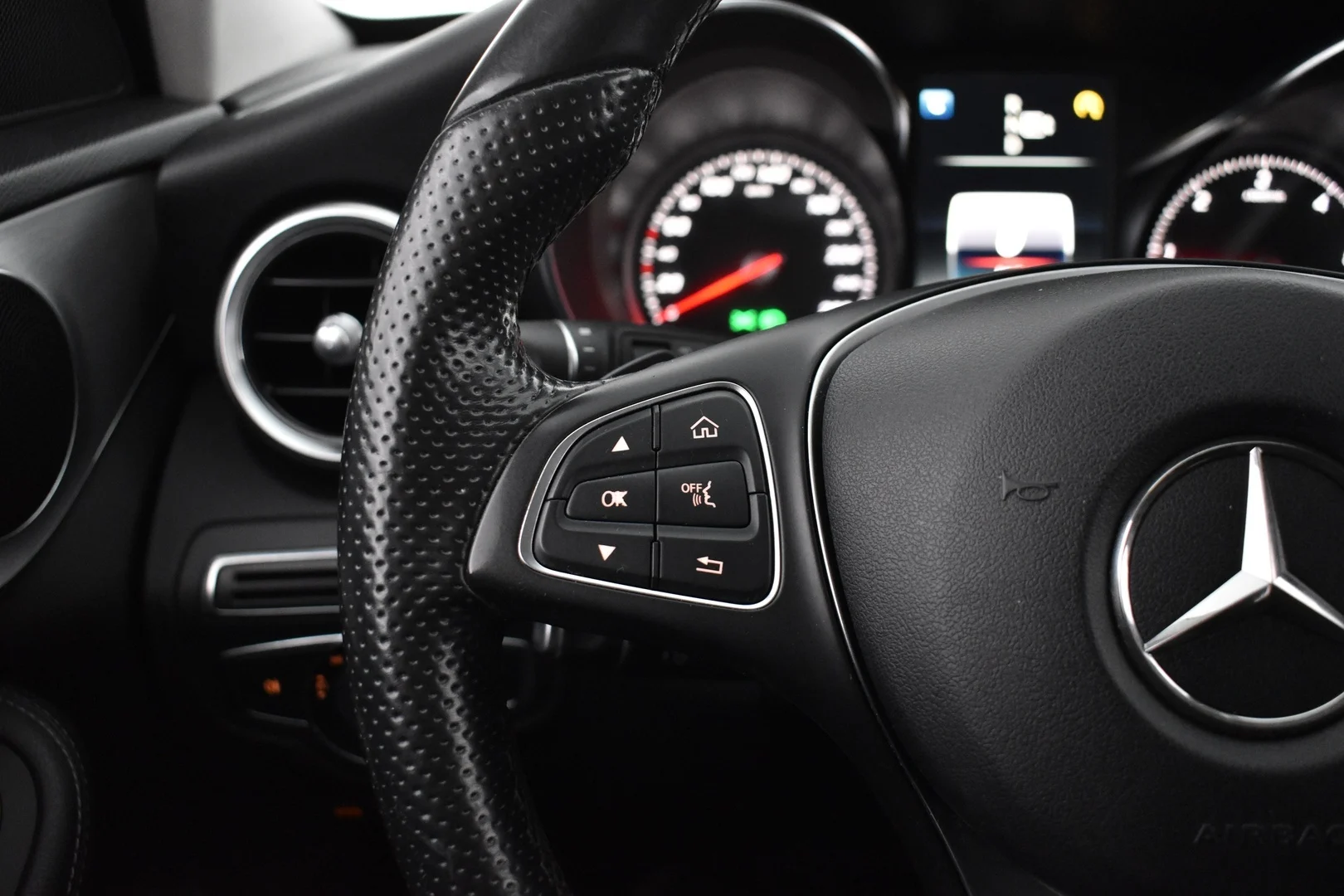 Car Image - 7k0cfwGsYandWmYwLIpI6o