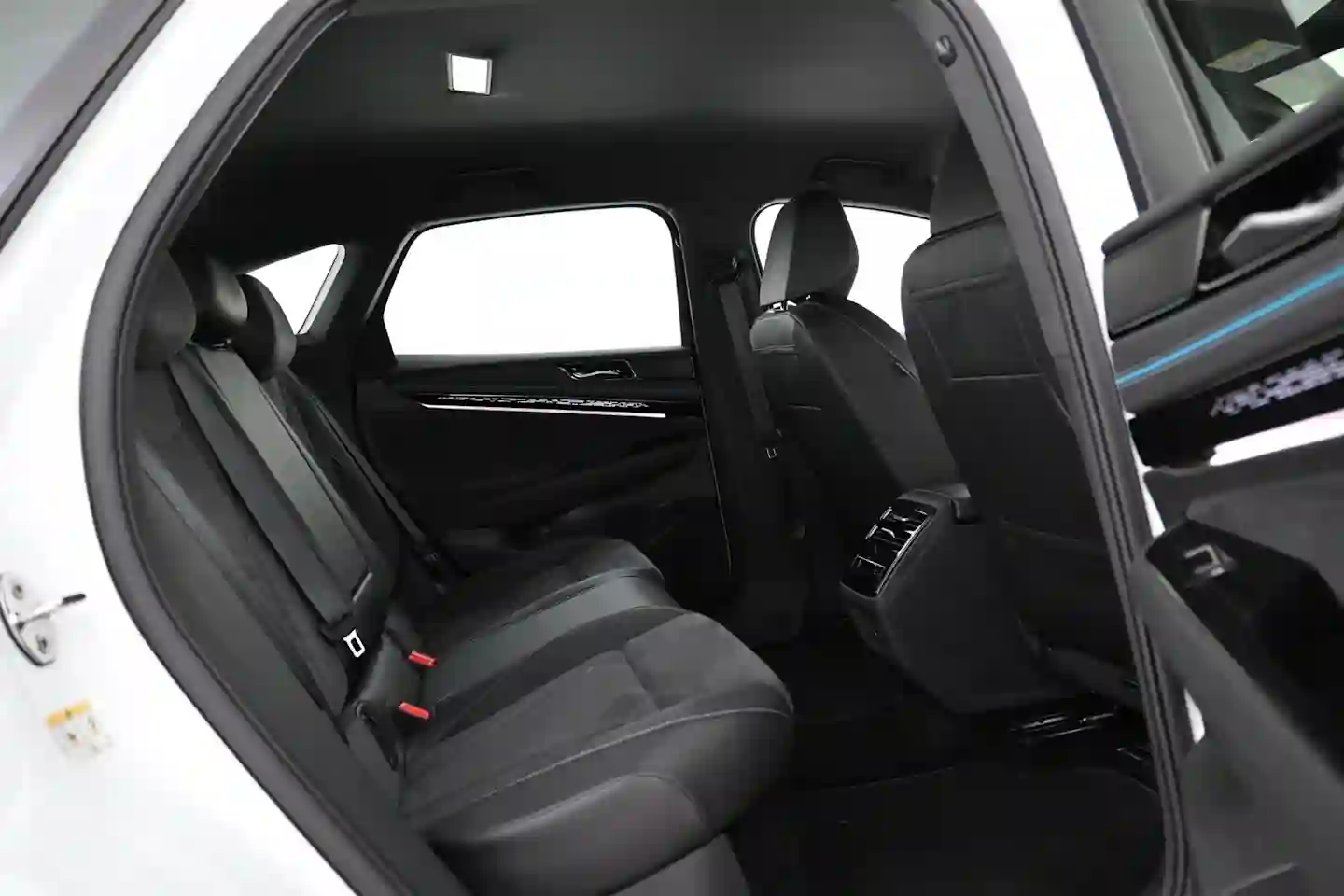 Car Image - 3WA0w2JlFmLKBLIH7T5iMe