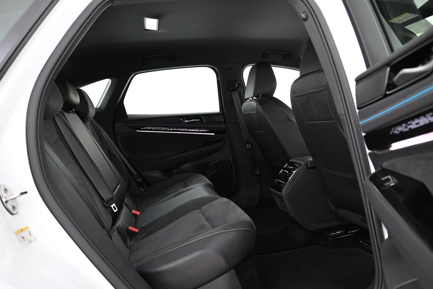 Car Image - 3WA0w2JlFmLKBLIH7T5iMe