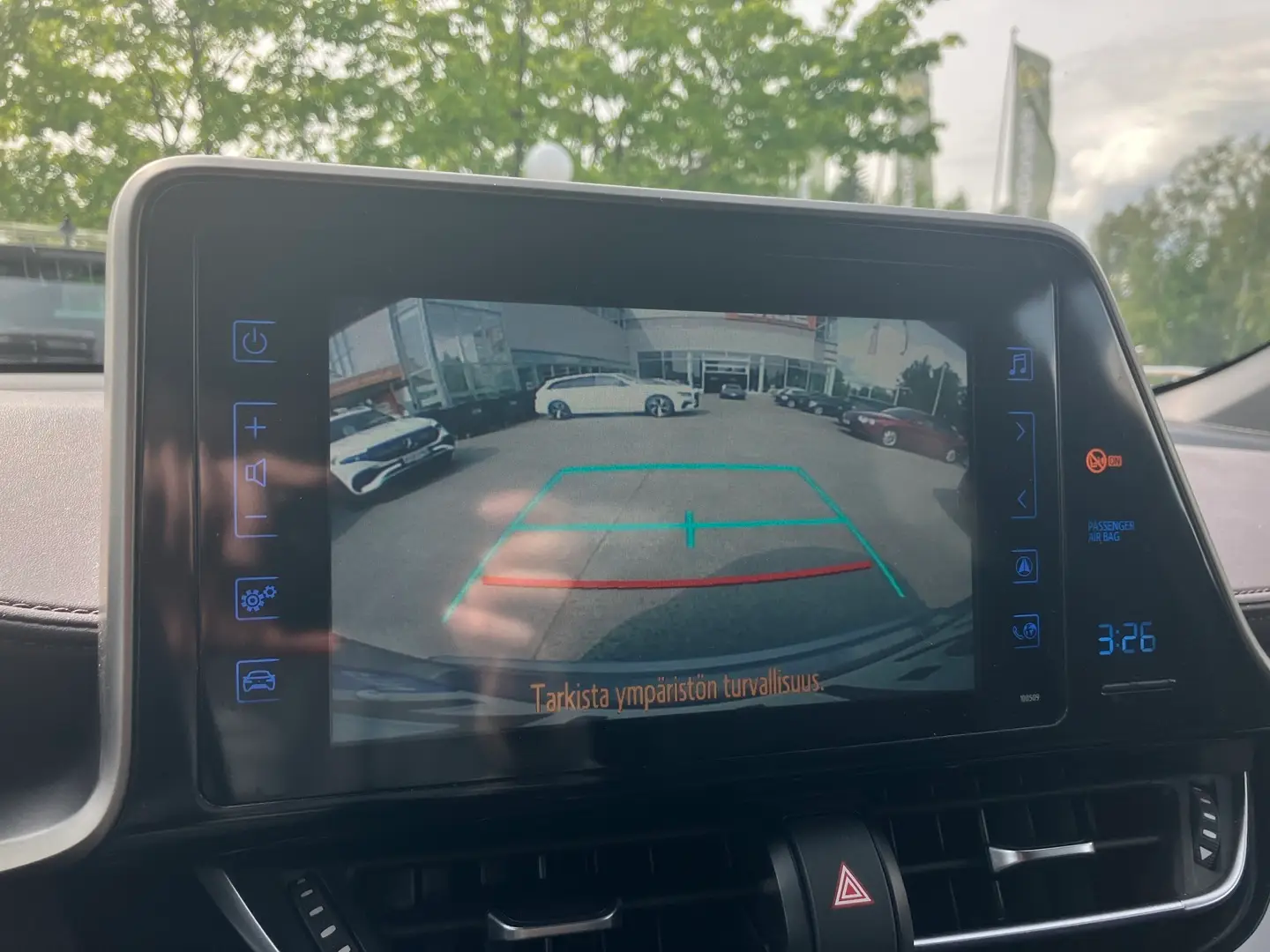 Car Image - 3Q1amyIJPYrZ0STkg3pSBx