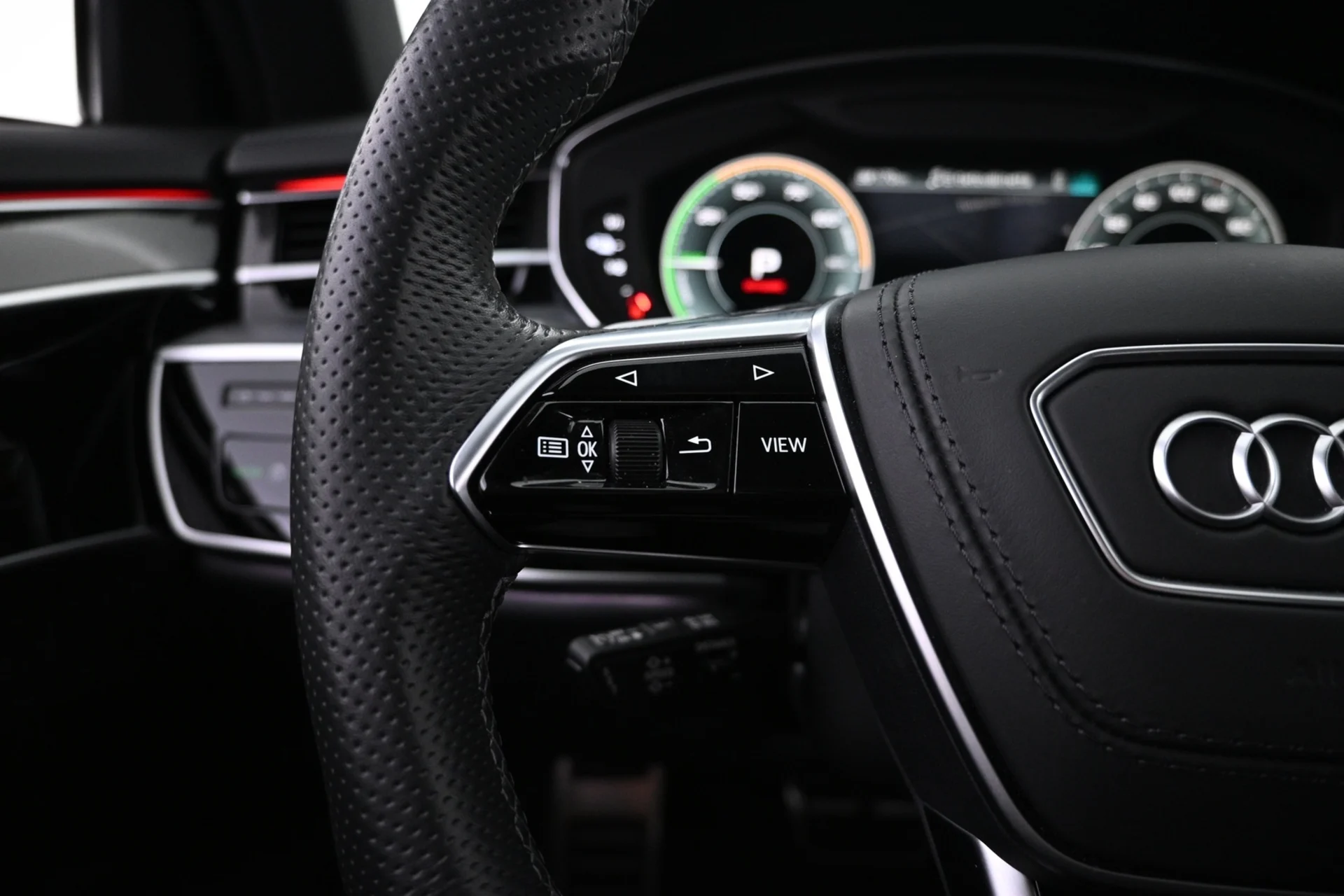 Car Image - 1PAPsh0qsbVKTXPTNiCJ5x