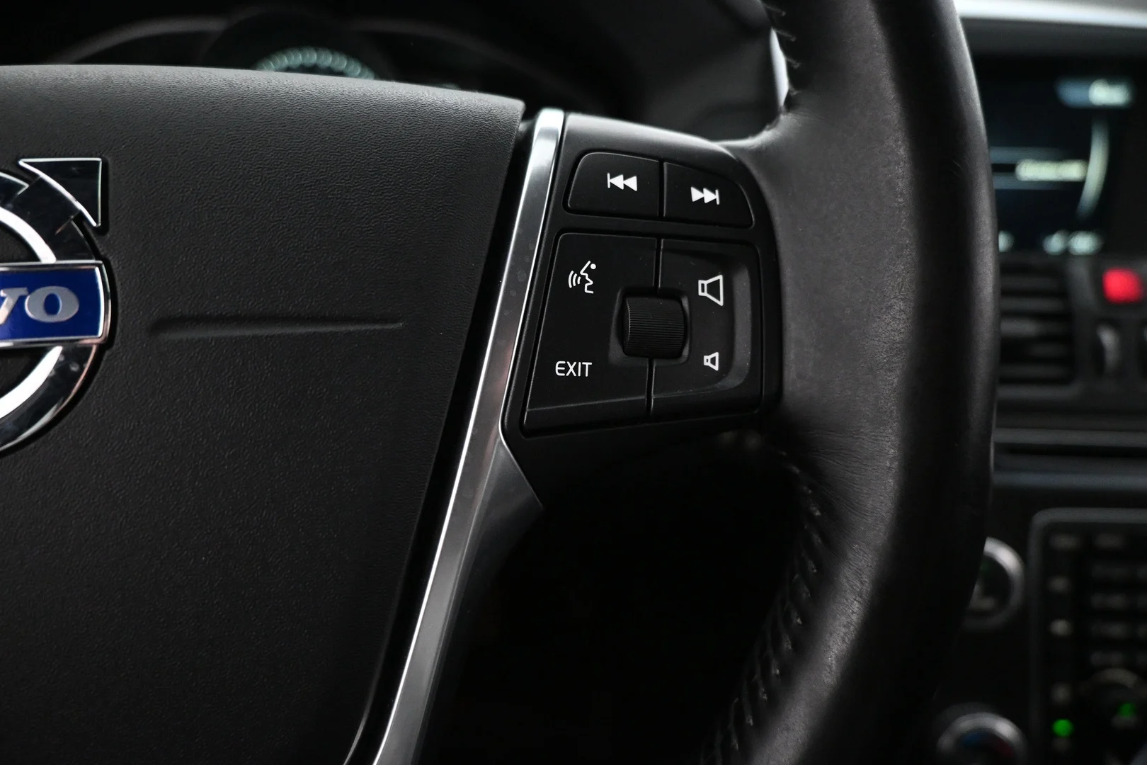 Car Image - 1yMyzJaWwgN73qHxLxPa7u