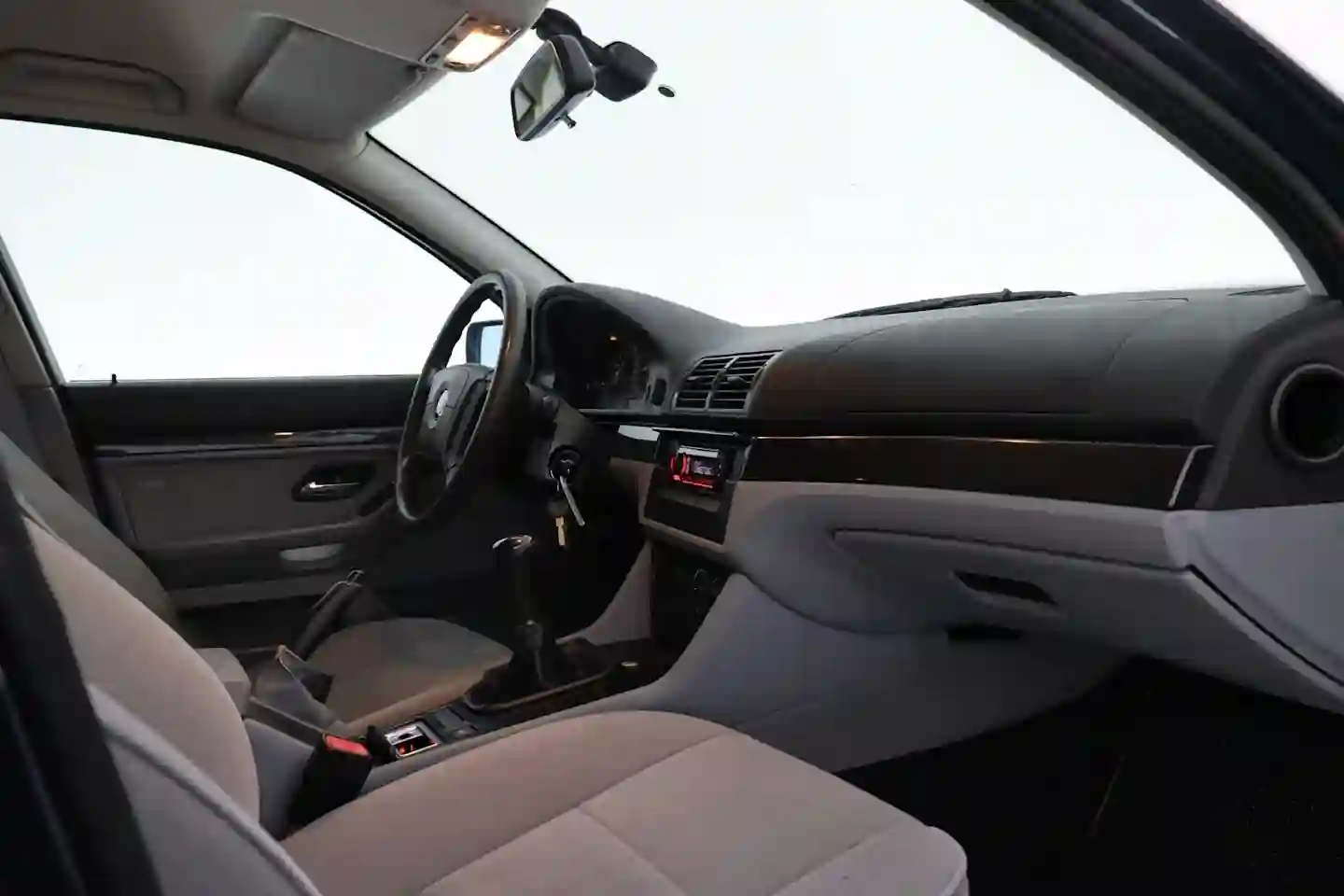 Car Image - 3IKiY7PbxQxpnScLIMlczu