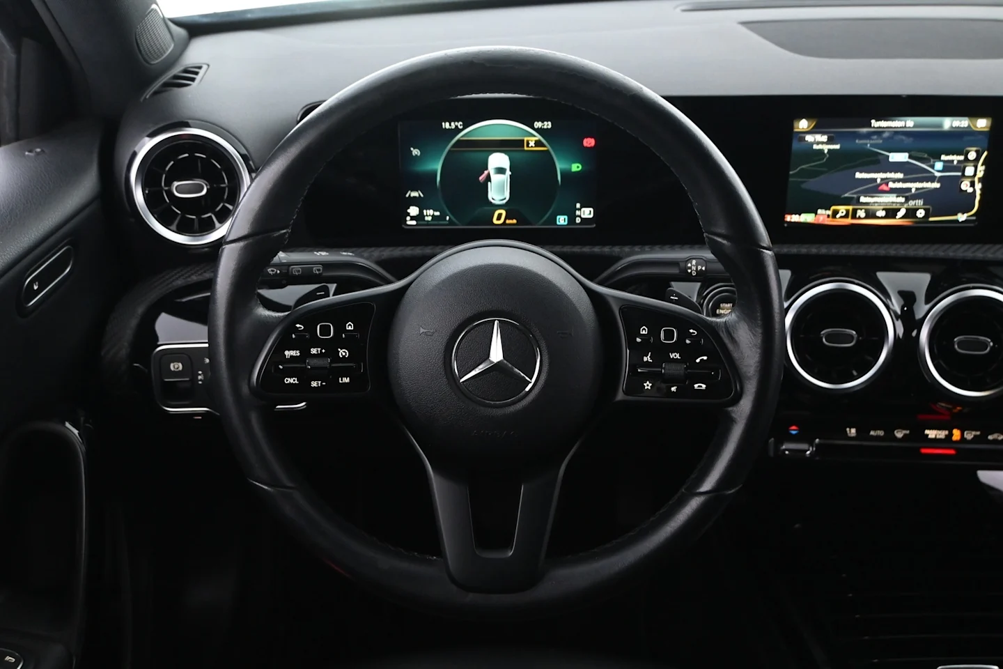 Car Image - fBA4JG6lv0Hr5XOX5T8EC