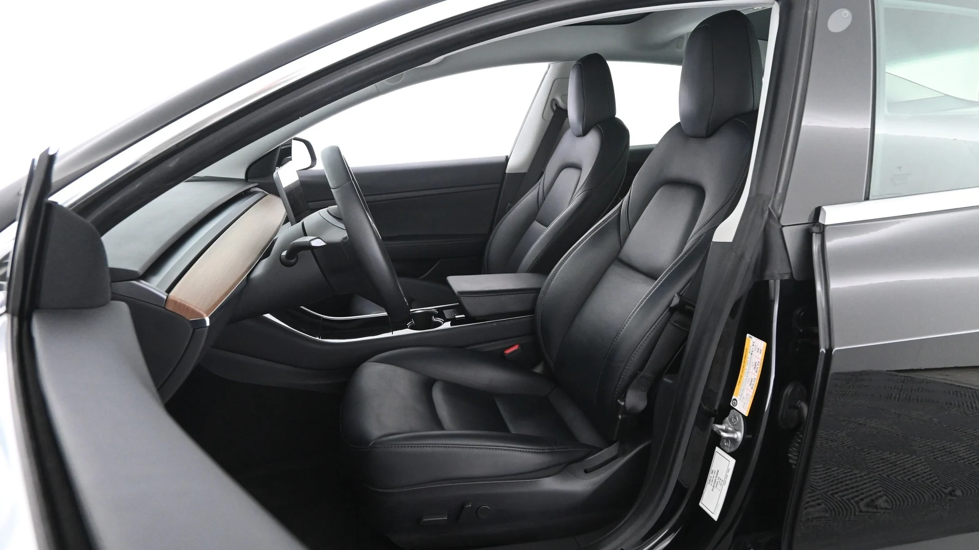 Car Image - 1OcCePq4DLmOpy40AmzFoG