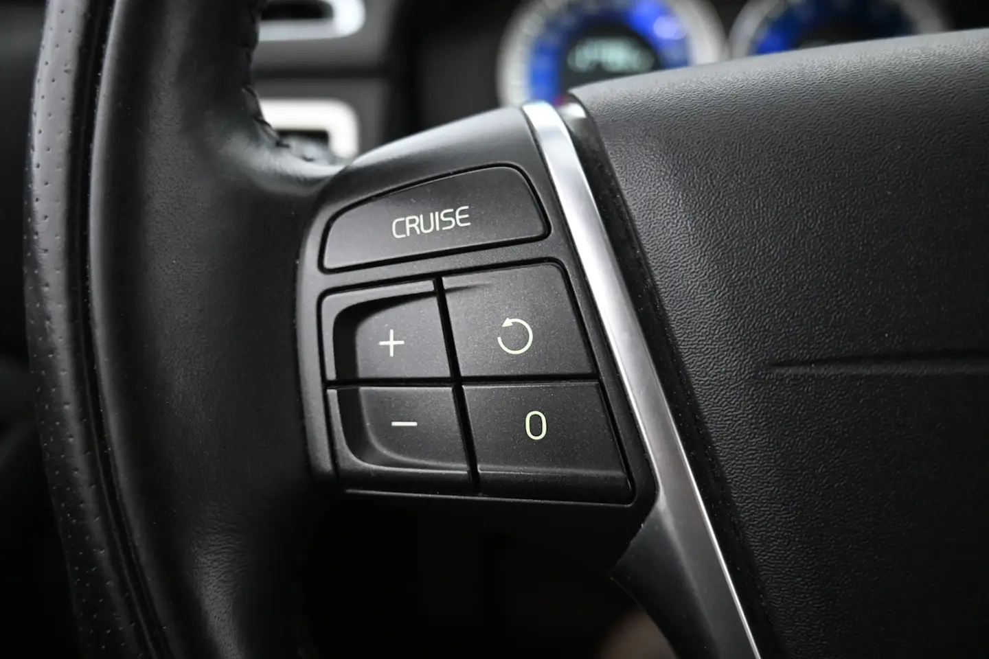 Car Image - loXMVxXNYfpdl15HujUSy
