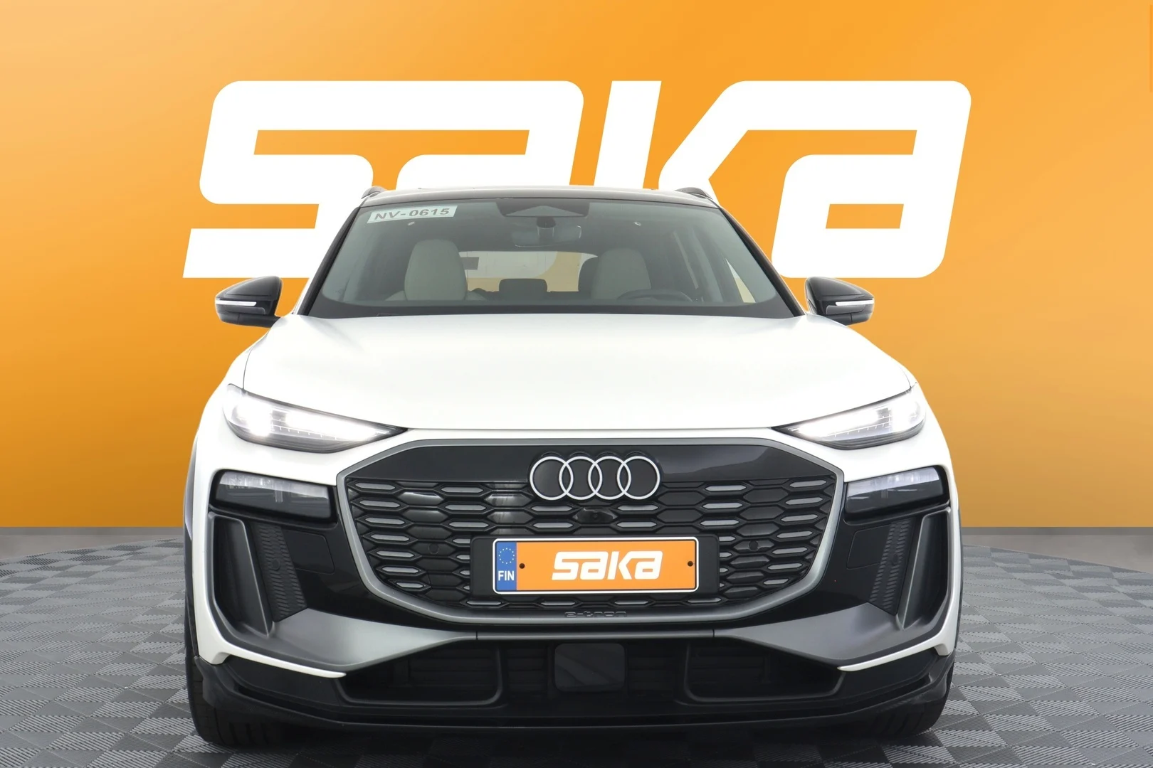 Car Image - 7tBBUwKivIf4IezHaaaMEg
