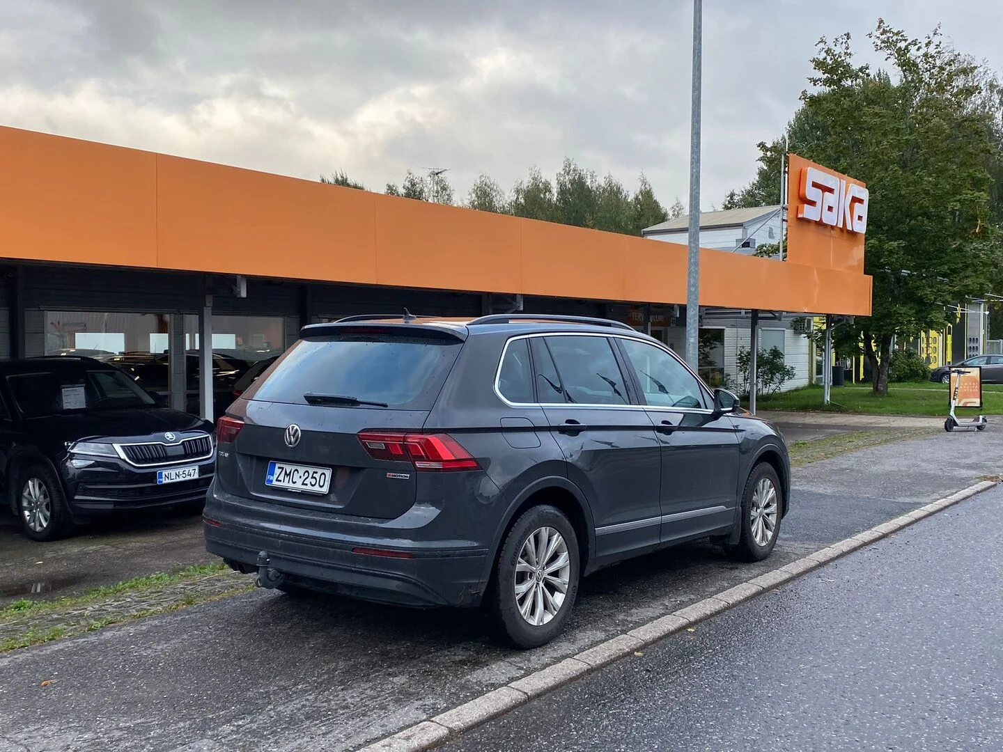 Car Image - 5EbgPjb2InMu4ypwtvDsK6