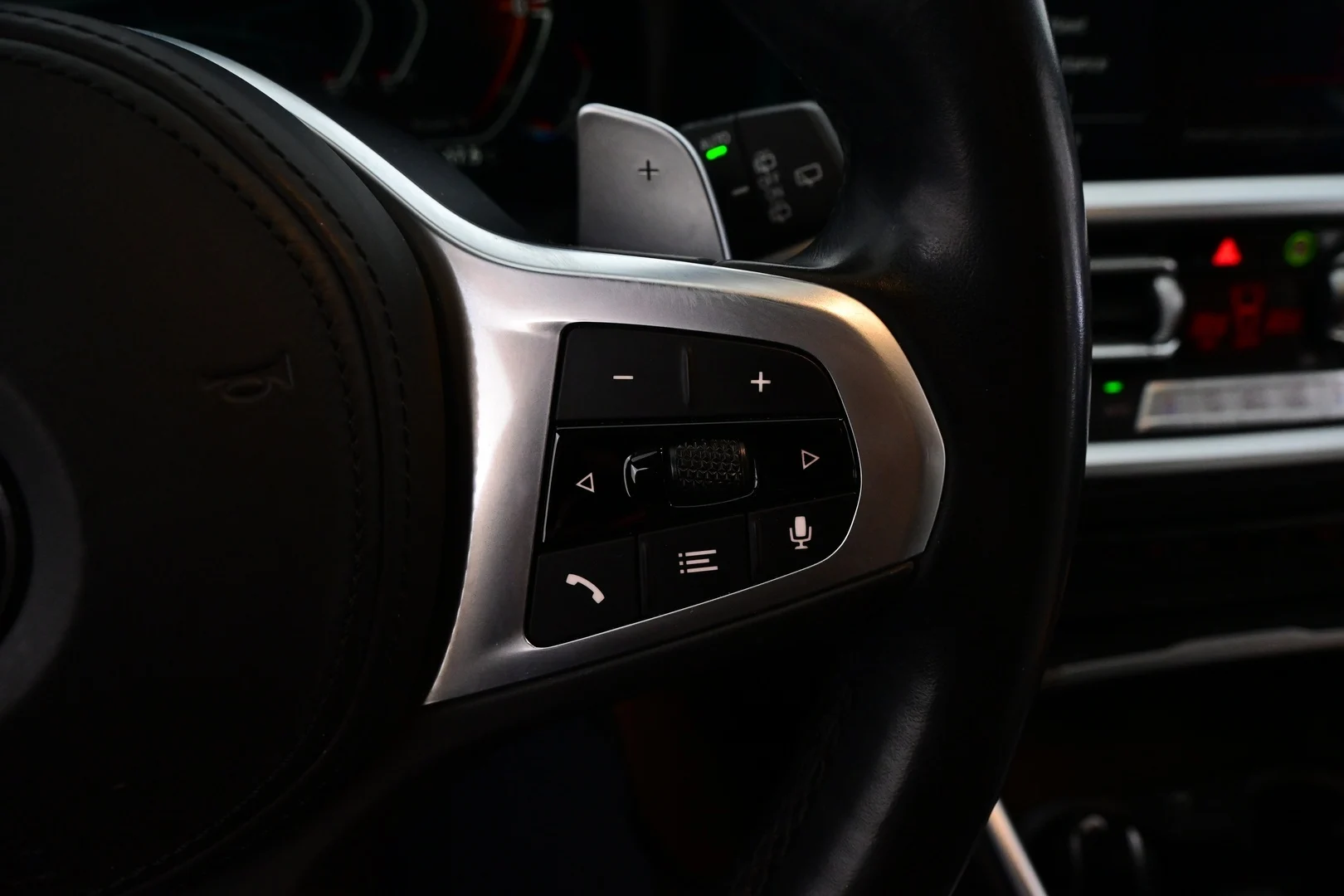 Car Image - 3H4Kax47cT0re2UawNp1Ph