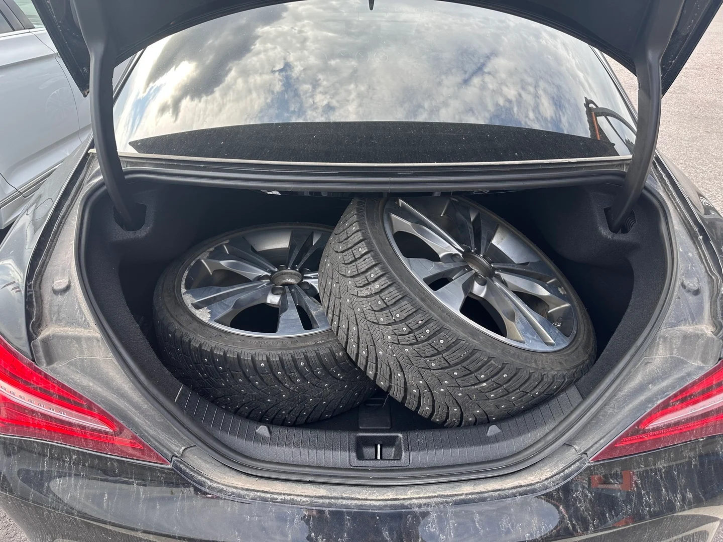 Car Image - 4BJGF5x8EaGoAEWOPcDG3o