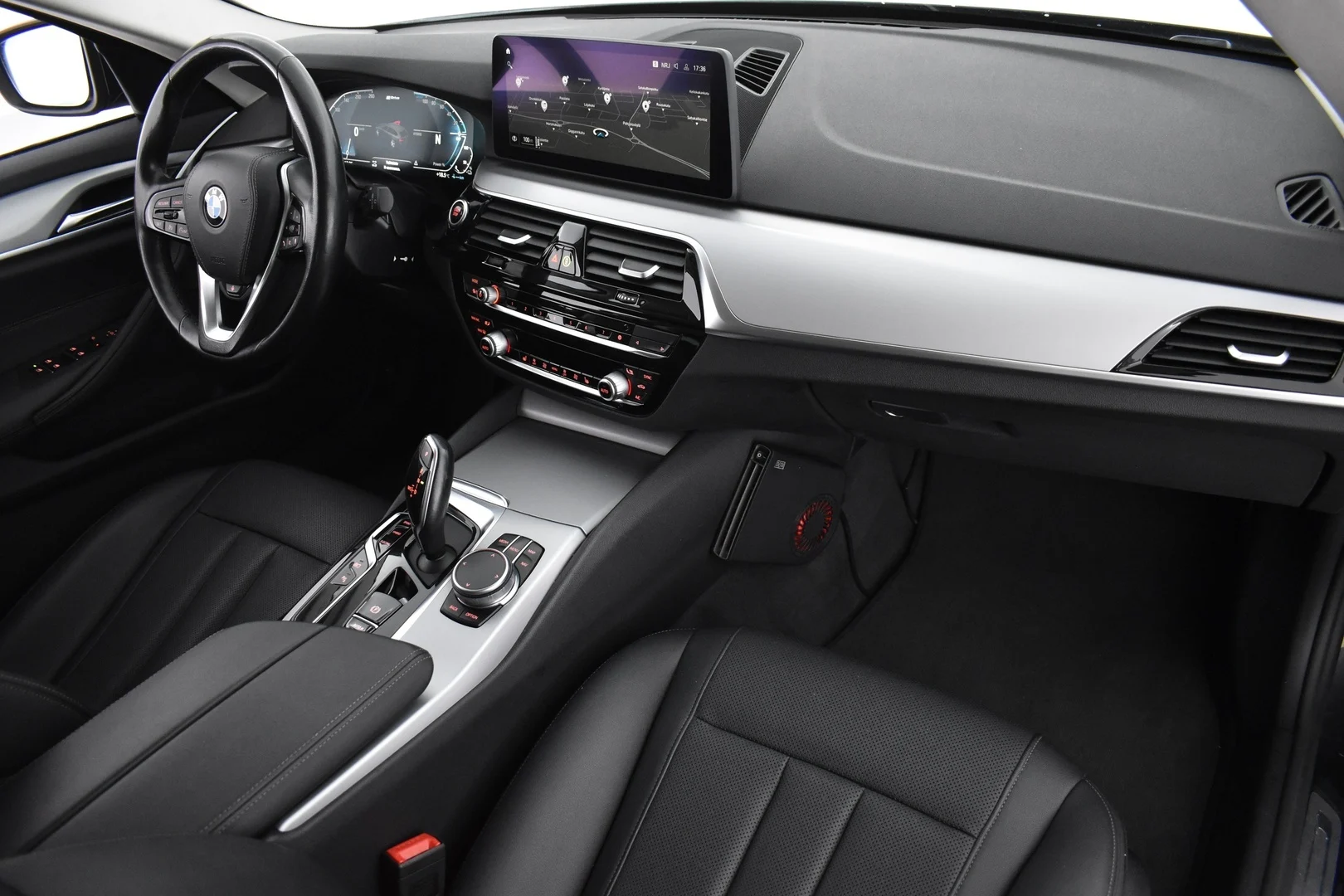 Car Image - 3u83ZjnqPmXByVLPoEYUrn