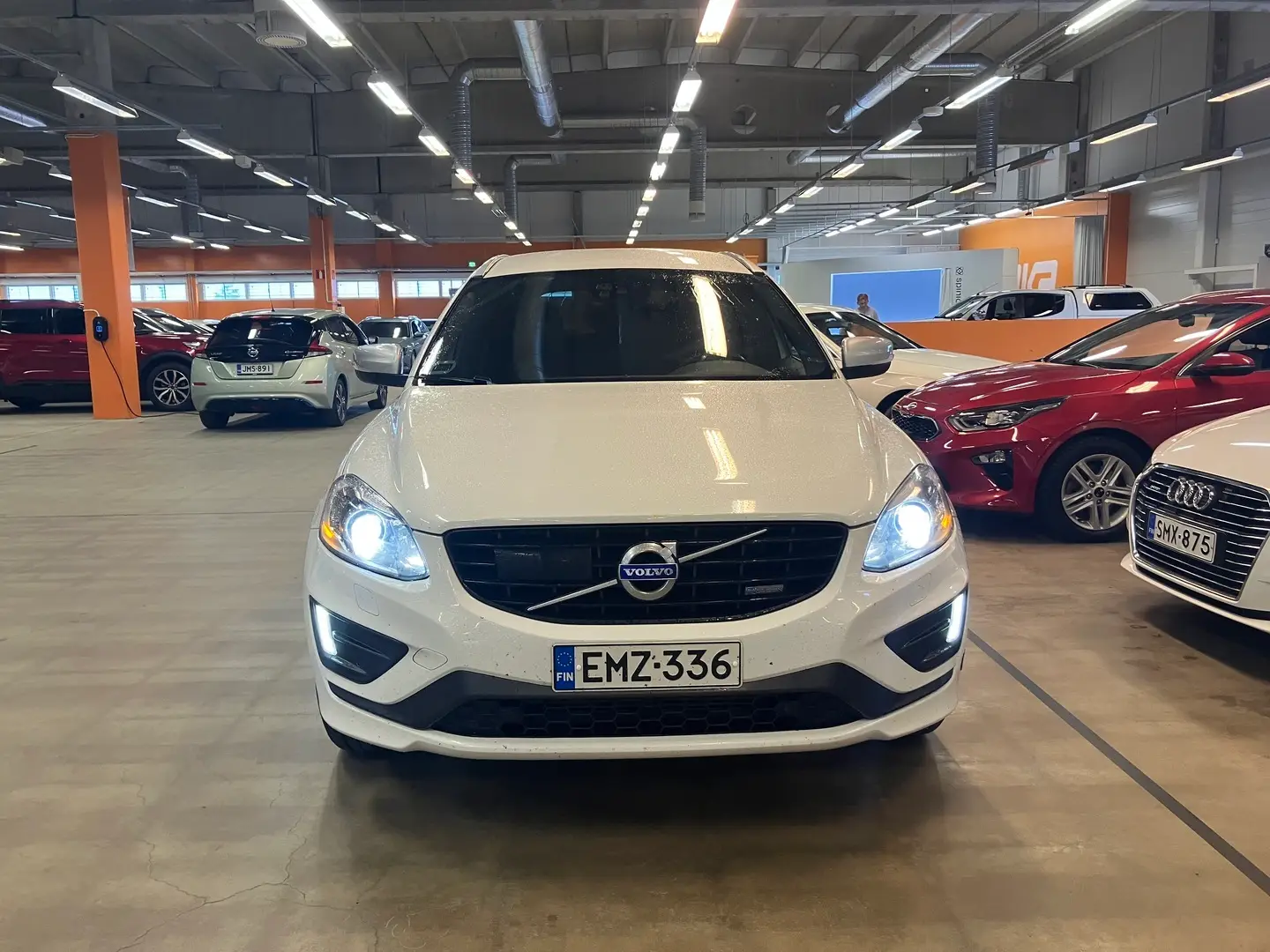 Car Image - 5ytYid98rpoY0ZYyWXa781