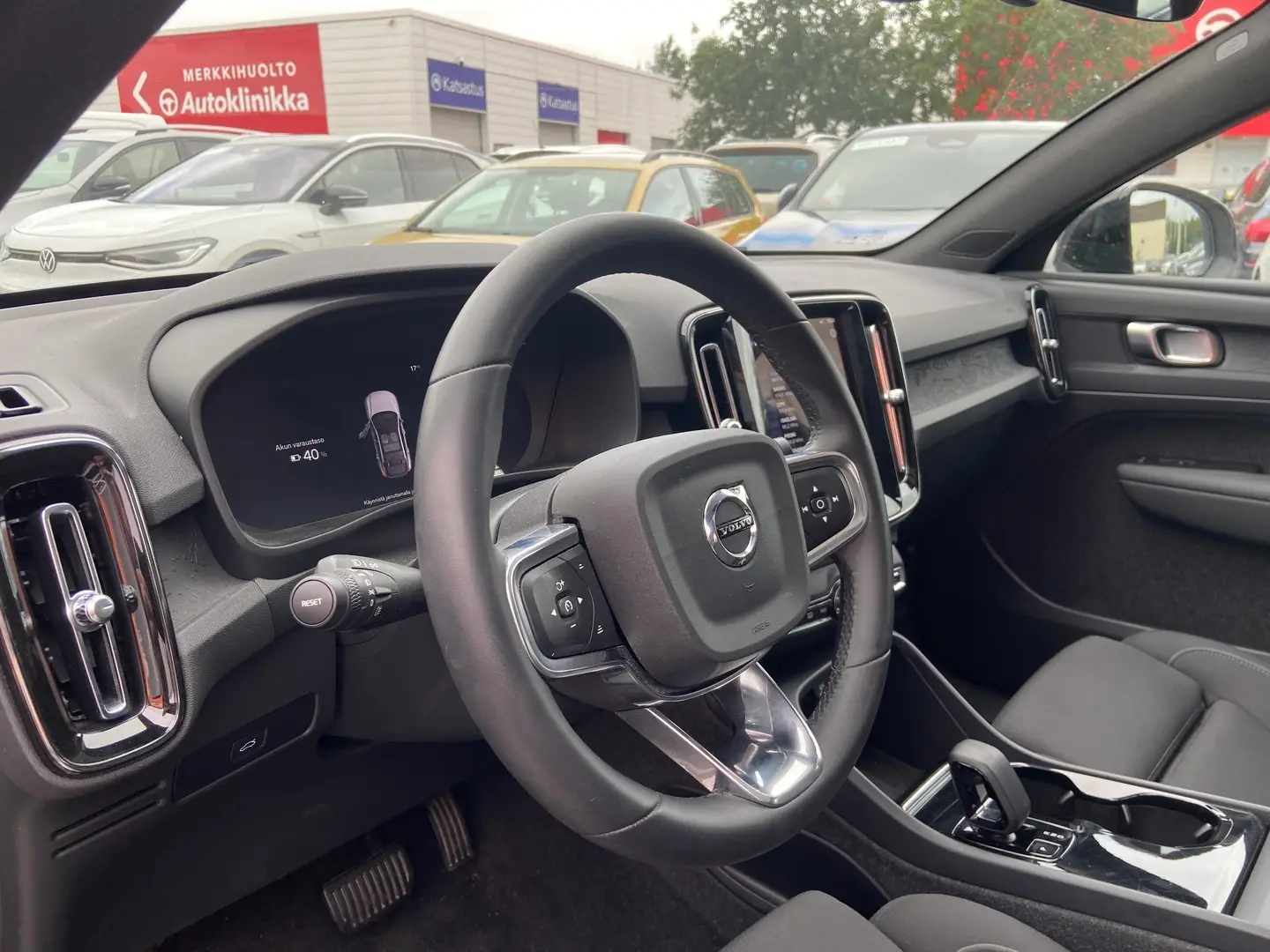 Car Image - 7vJTle0pFAzX9gCjPp3KBw