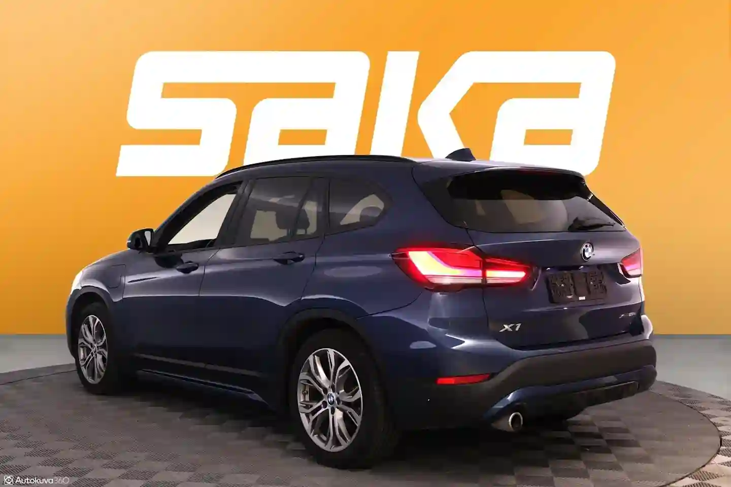 Car Image - 4GQH2LuB9dNzhQ1Fj5JPRX