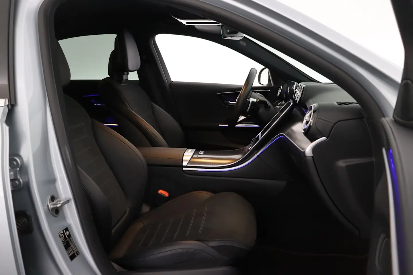 Car Image - 6w2k9fdJyBf8zyCuPbhLP0