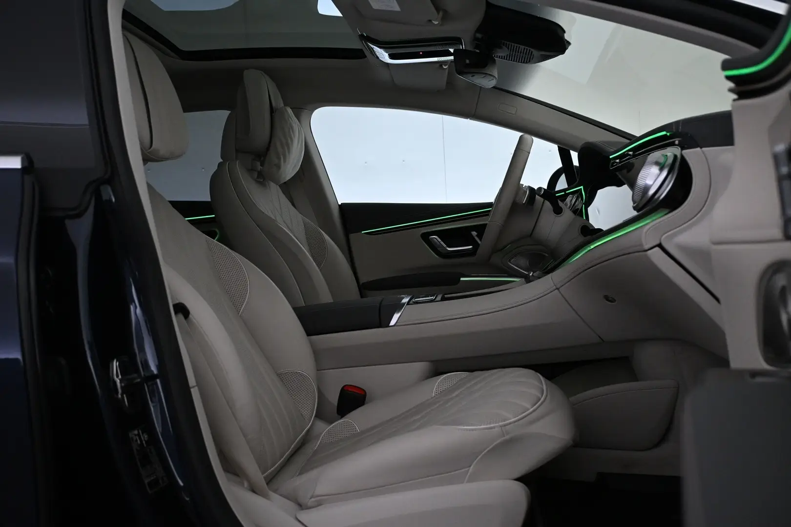 Car Image - 6W8OQUc2bBHAhpTRqgRcbM