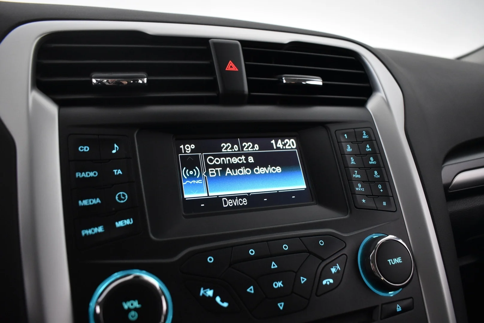 Car Image - 3v4WynpWPf5VgNqSpEb00O