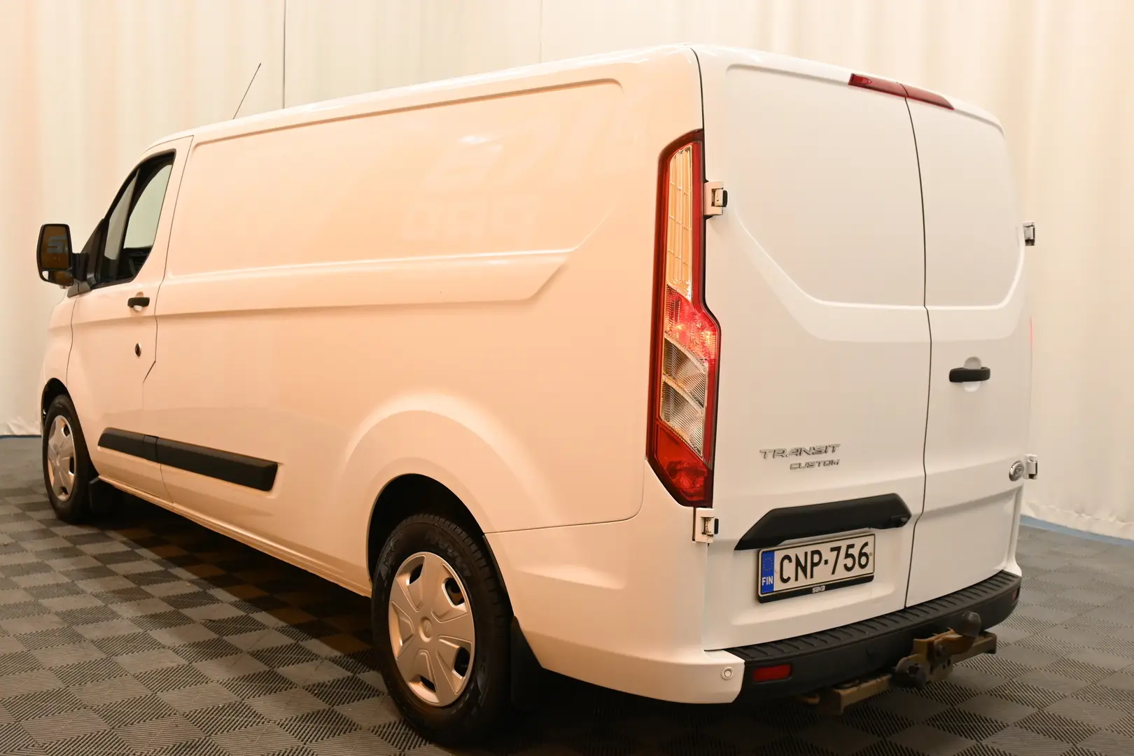 Car Image - kef4Lc9YhY2EetXVHjsLK
