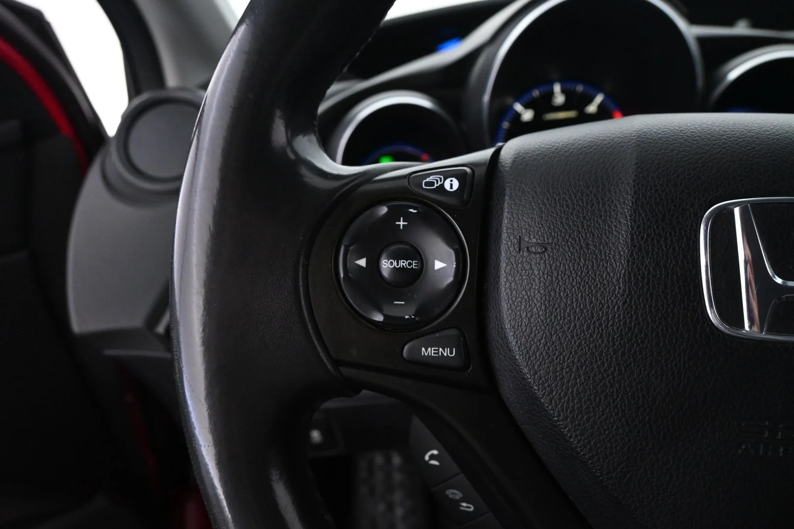 Car Image - 47npAjJzs7h3xiCjvm83rL