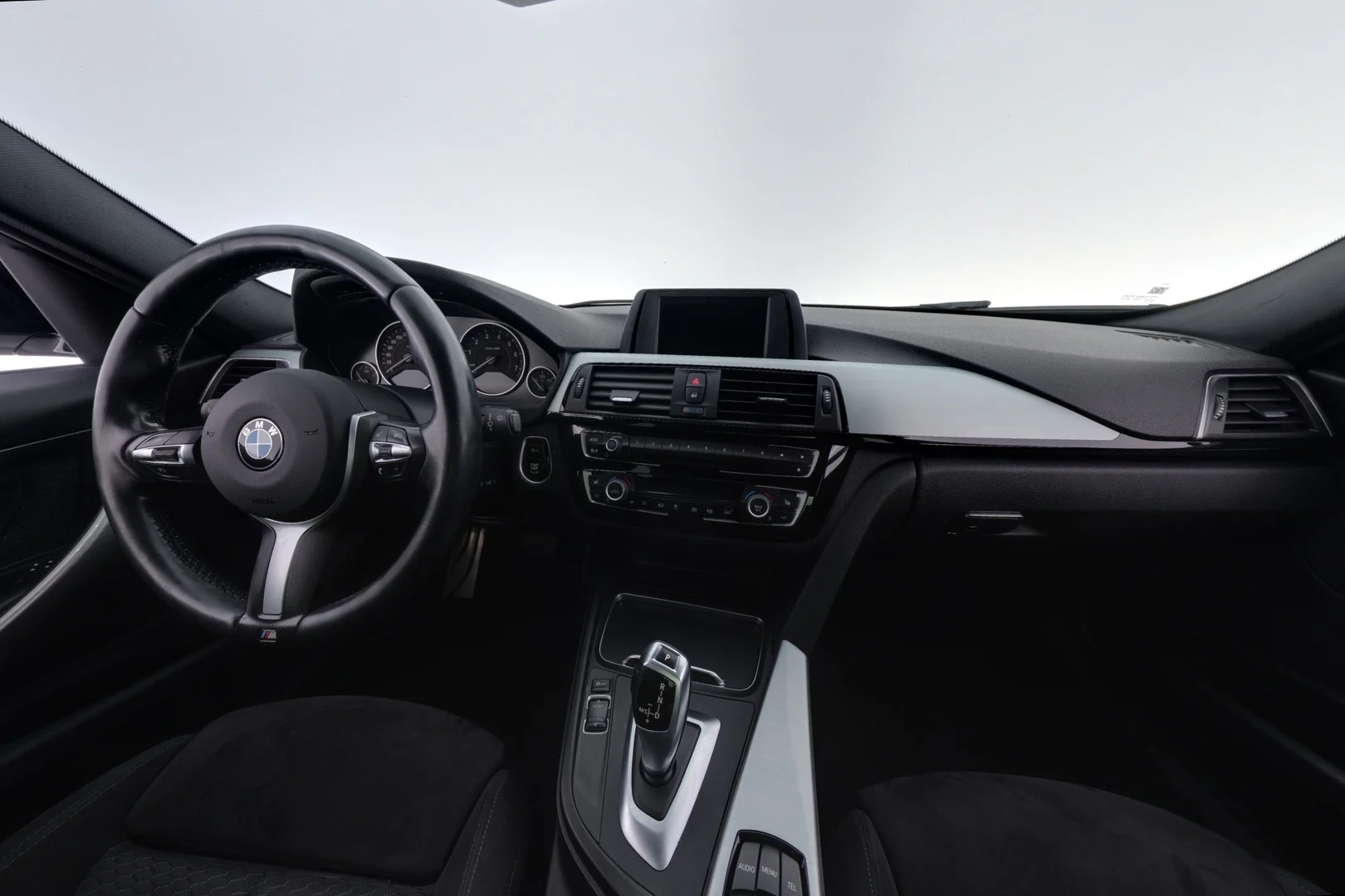 Car Image - 1qZz7qcoejEJu4R3Xla3ER