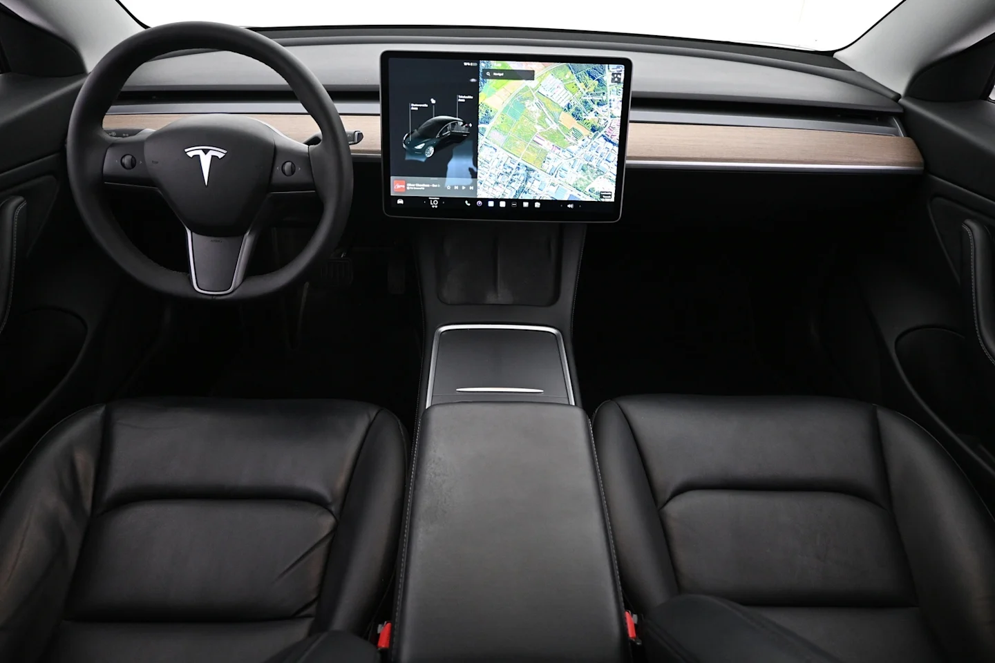 Car Image - 7xtBAtK5GXz8mxEjxFVWVv