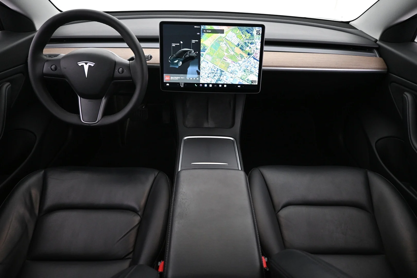 Car Image - 7xtBAtK5GXz8mxEjxFVWVv