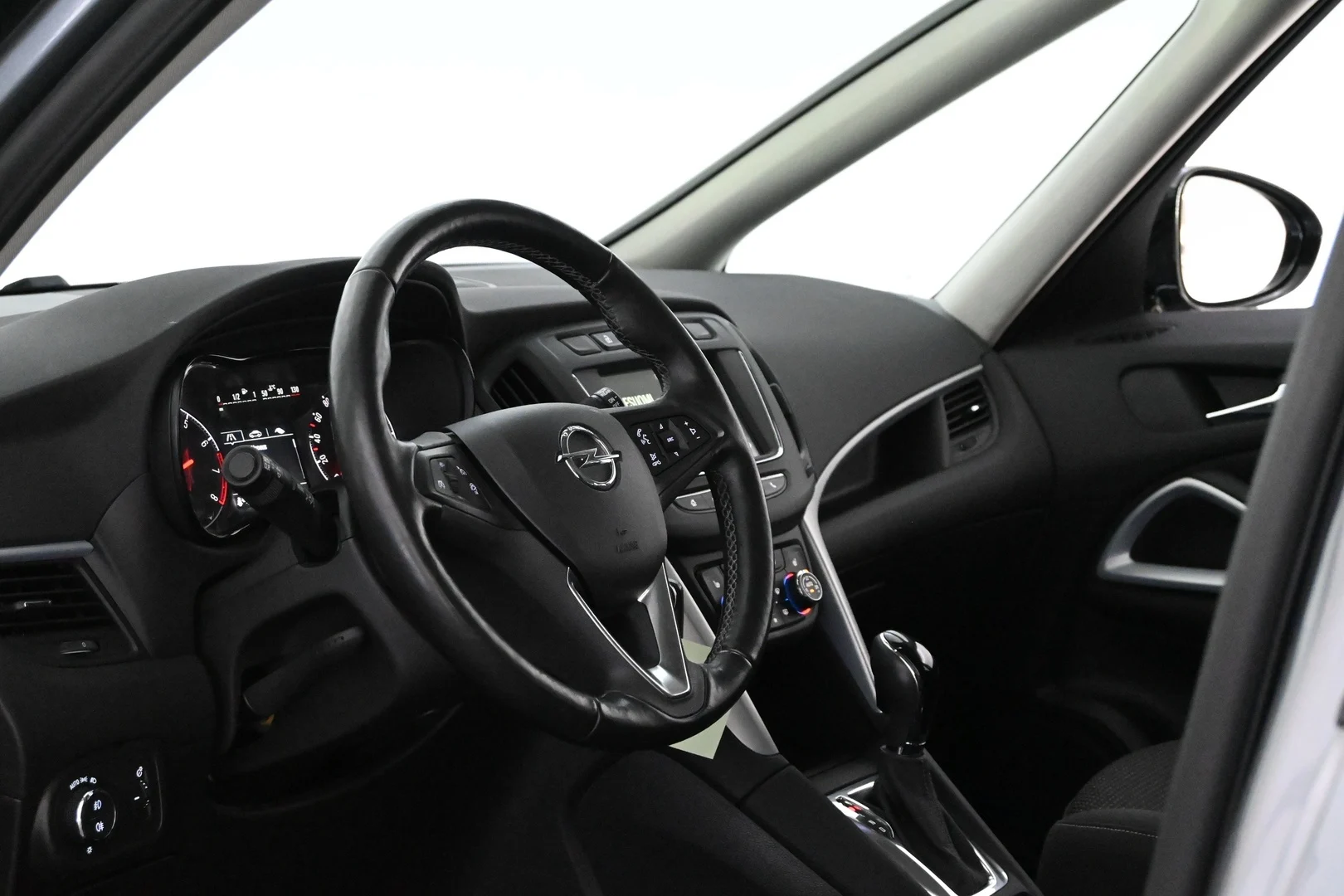Car Image - 608f2YOsPM7J8DEP7ipD17