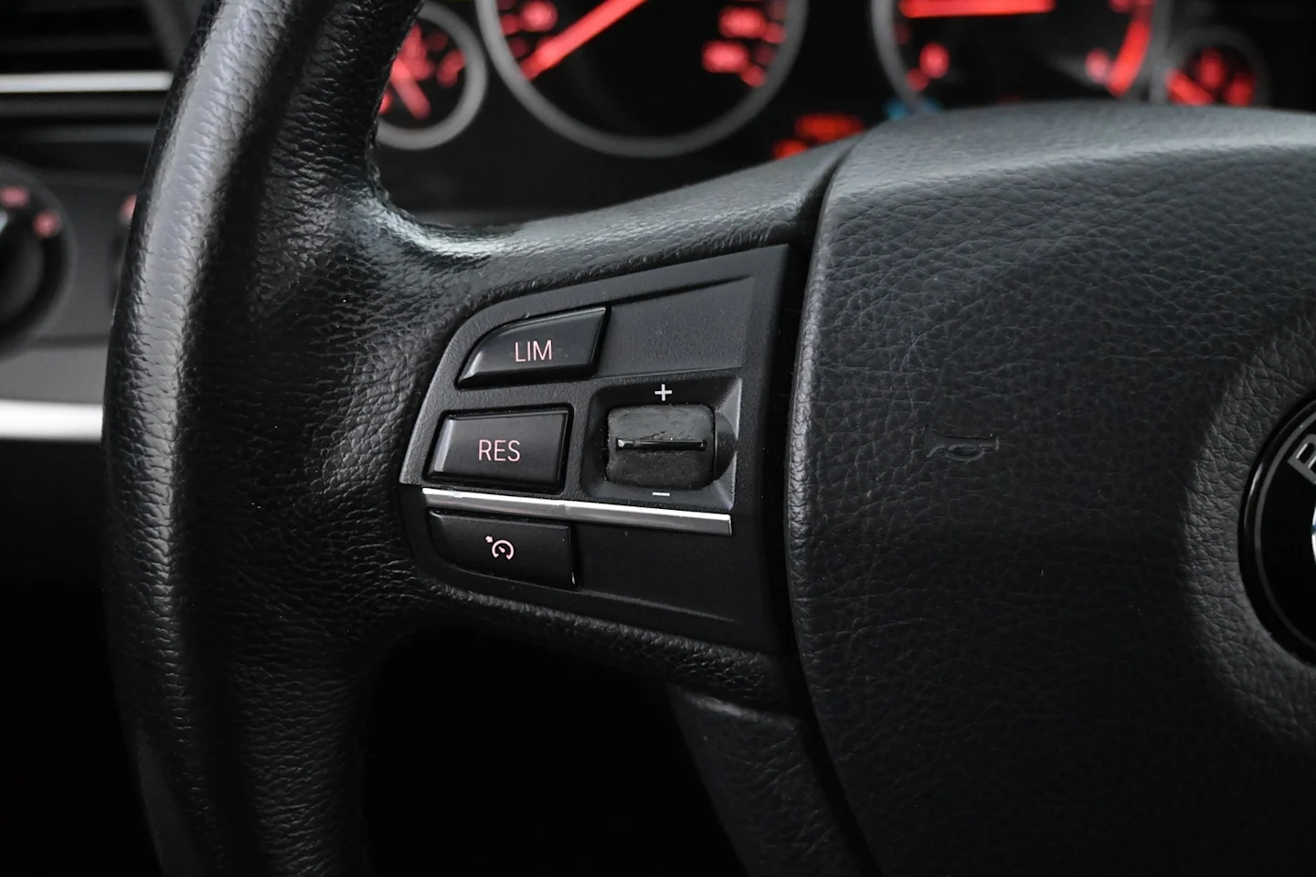 Car Image - 1u9MWJVRfTEb78Ipej3wOb