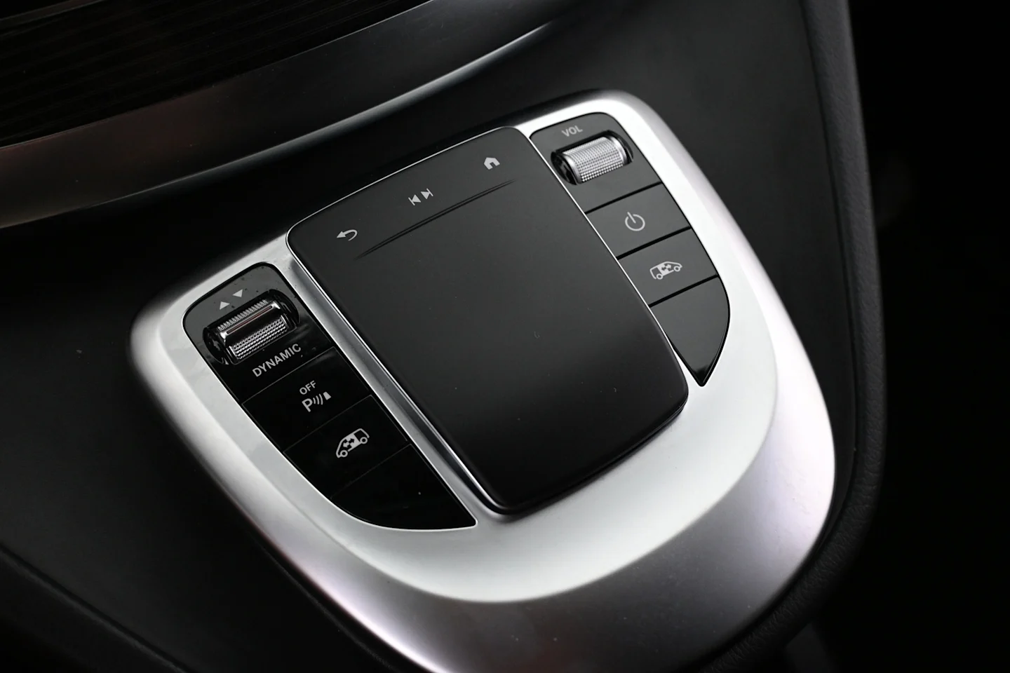 Car Image - 1KVC5KjoAOwUEIVlwmcQZj
