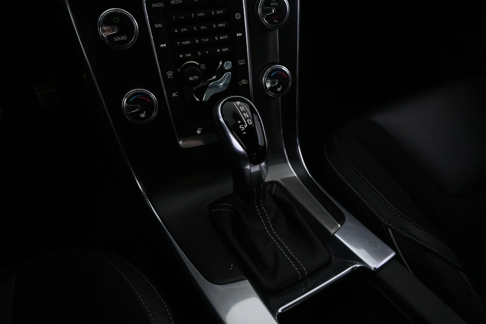 Car Image - 1gdjSpBTpTvwF5Wq0cFvQs
