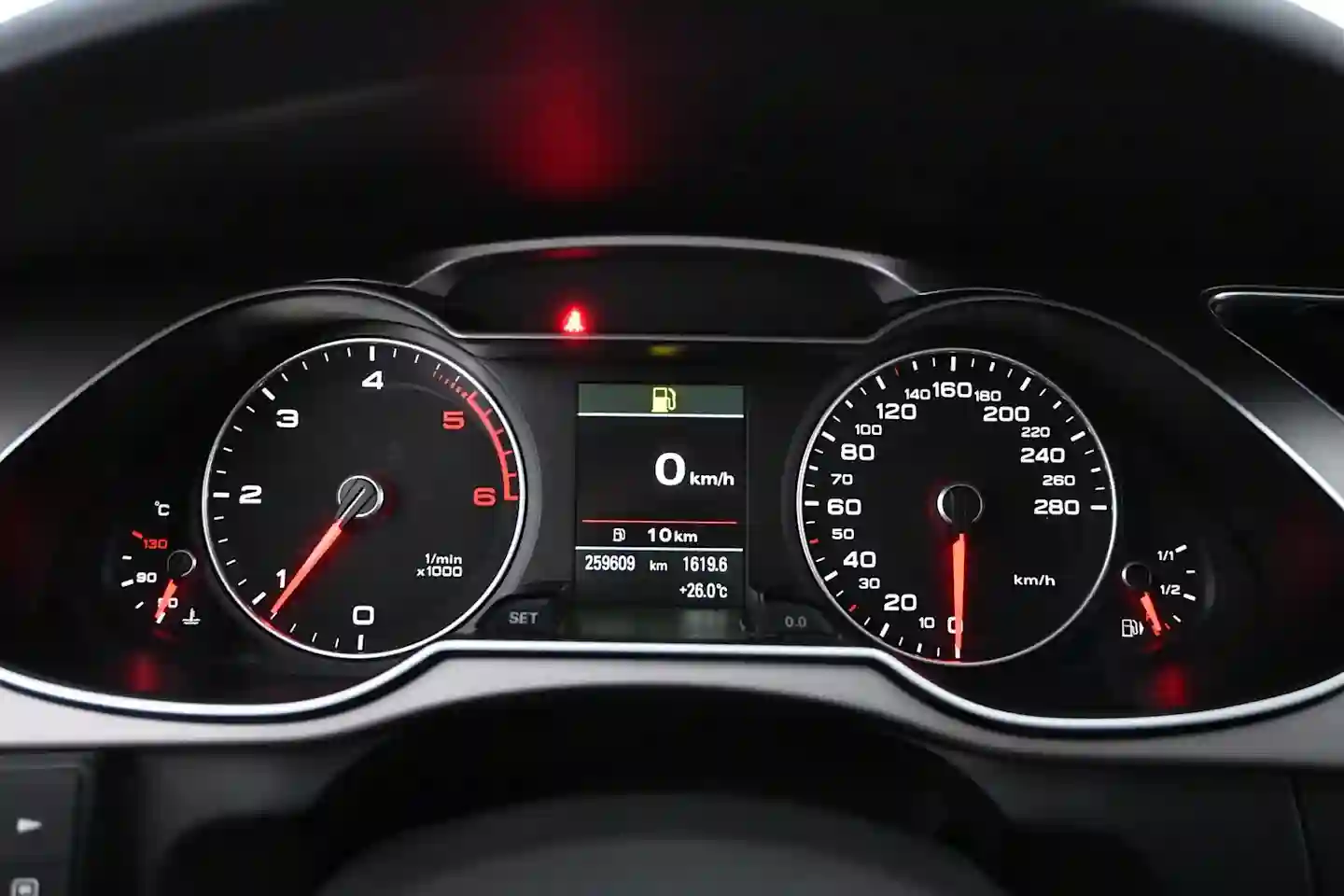 Car Image - 3d0oPXRVwC9kZD5oR6Y4dM