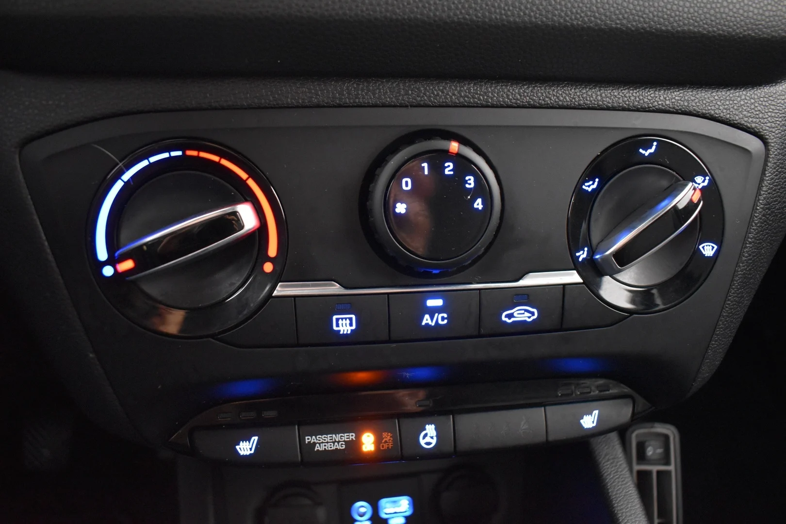Car Image - 1qMsgnPQ0kDXxxArexwKse