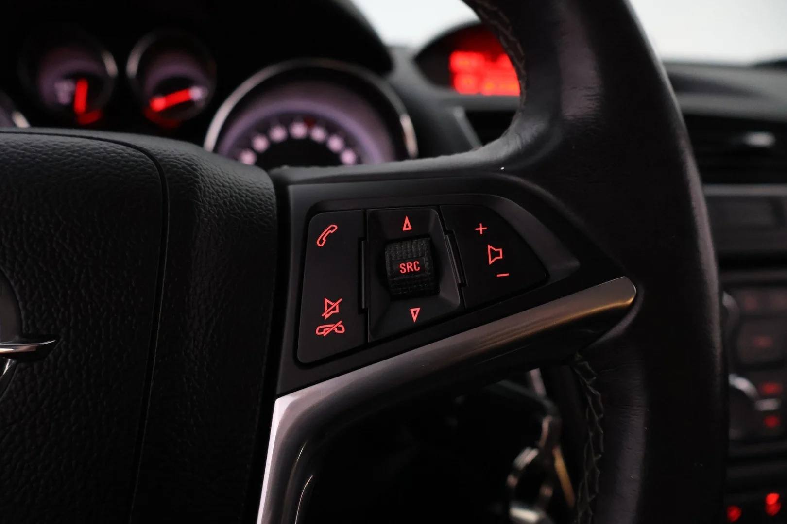 Car Image - 7z4MXQVU5fGw7WHg3NsXOK