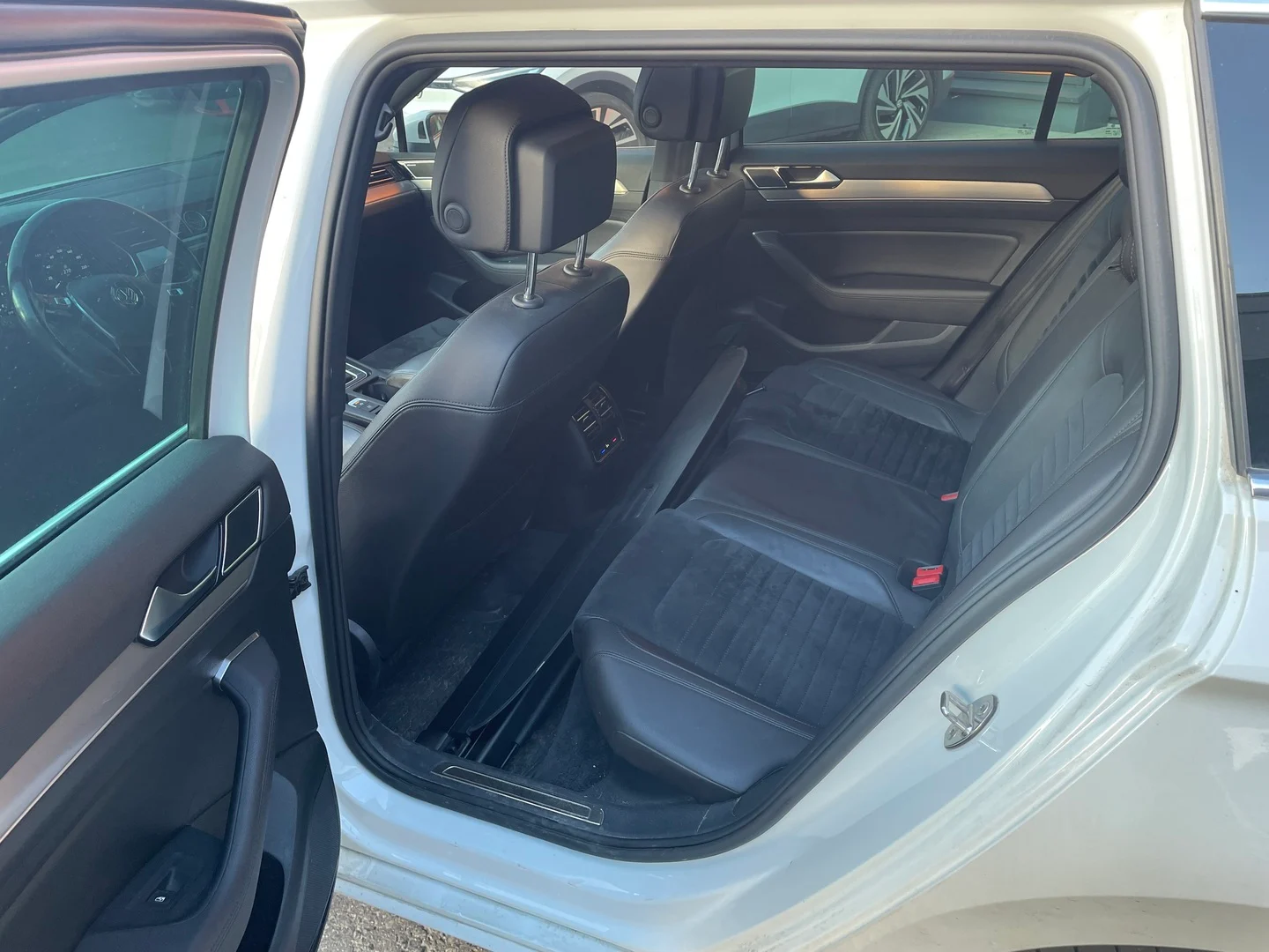 Car Image - 1YE3zCN6yiUFDVQ4Iwok4y