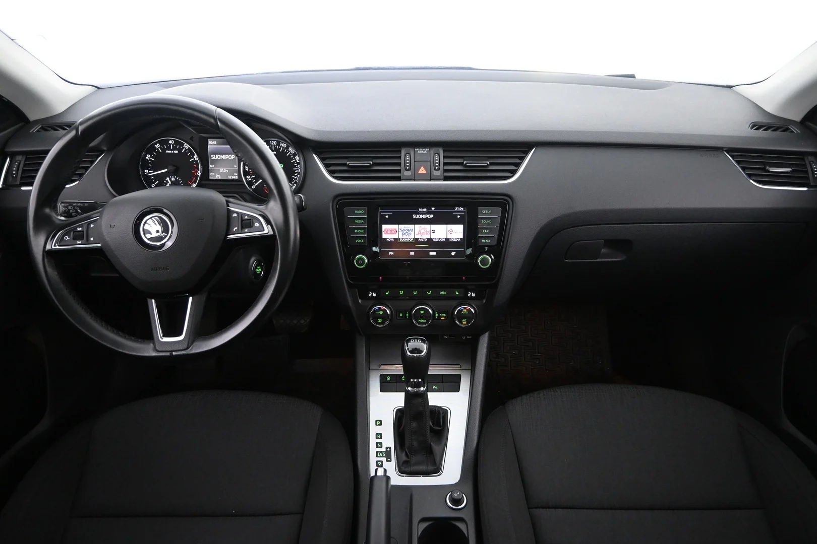 Car Image - 2jeUVmvuR6iexQilU8ESJT