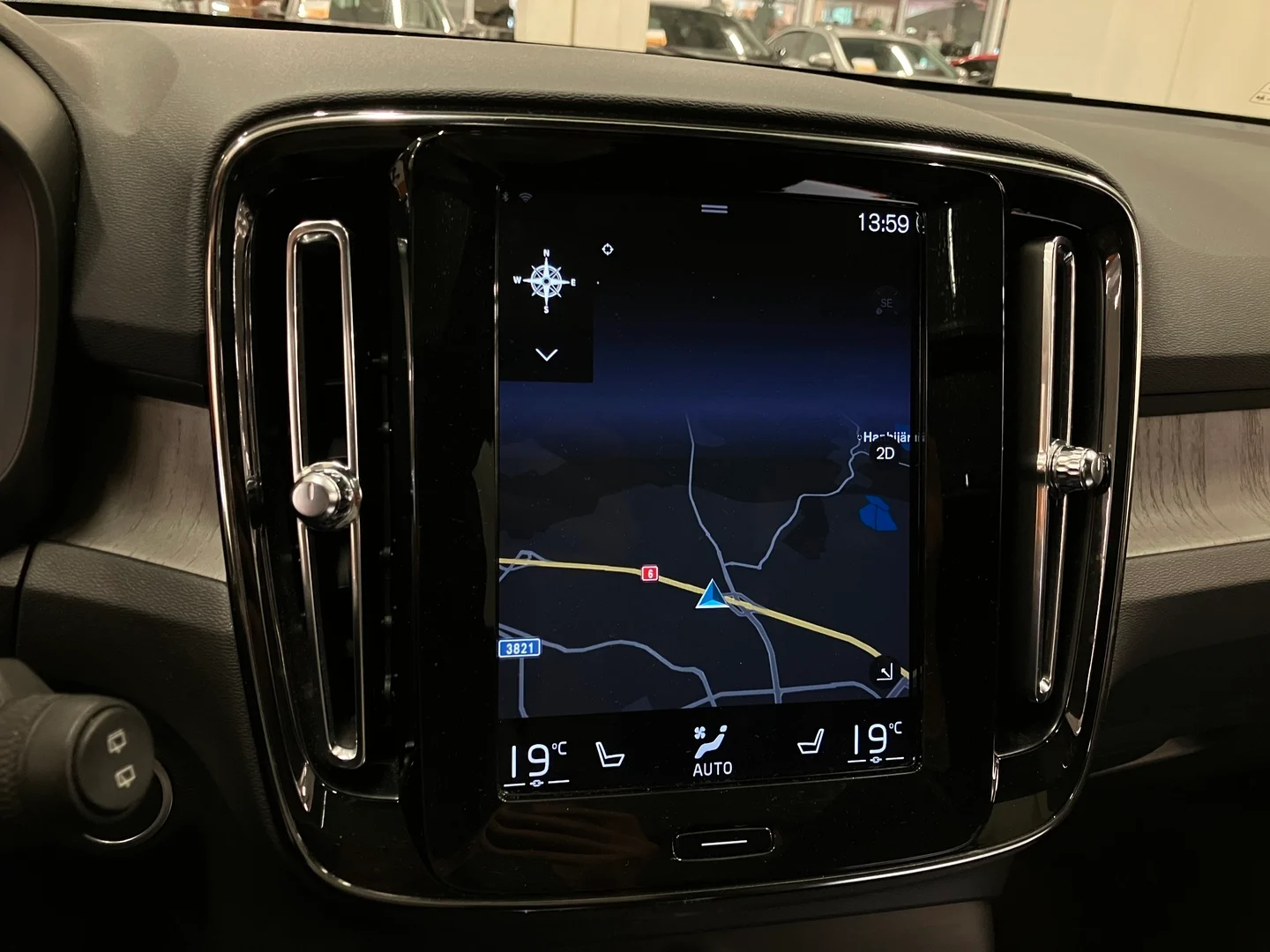 Car Image - 7qL1UHFvvz5qWrgBNFVtqe