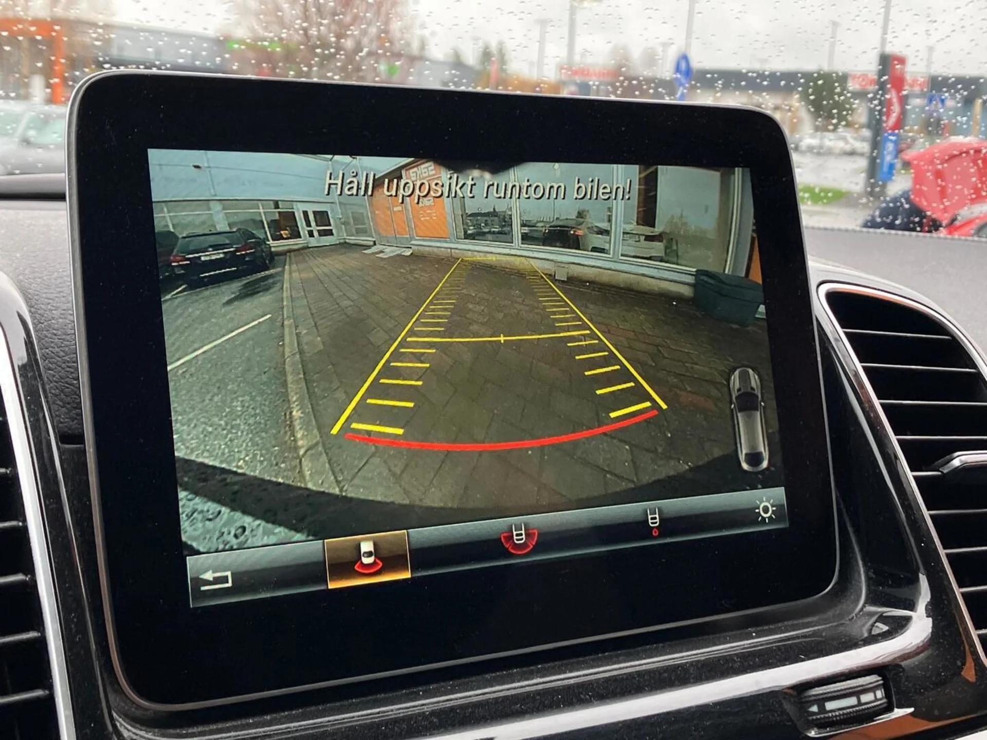 Car Image - 7J7RxJ7OjLLZJ6UFauJK1y