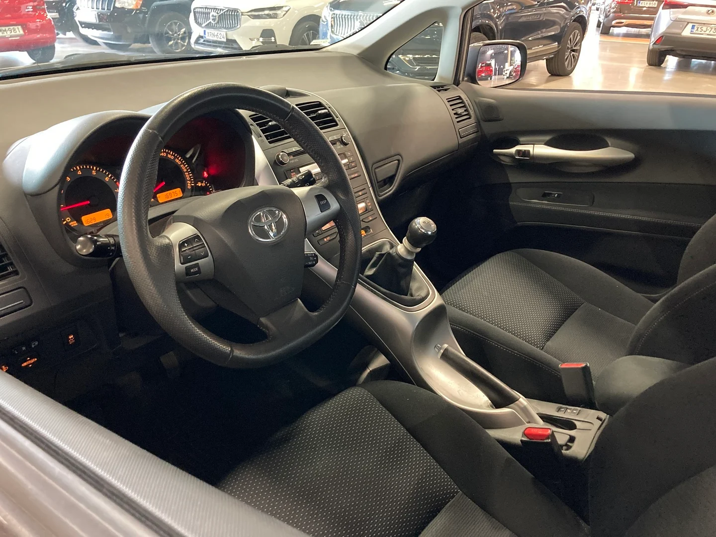 Car Image - 7FbEpPOqqLQIfDVfse0laU
