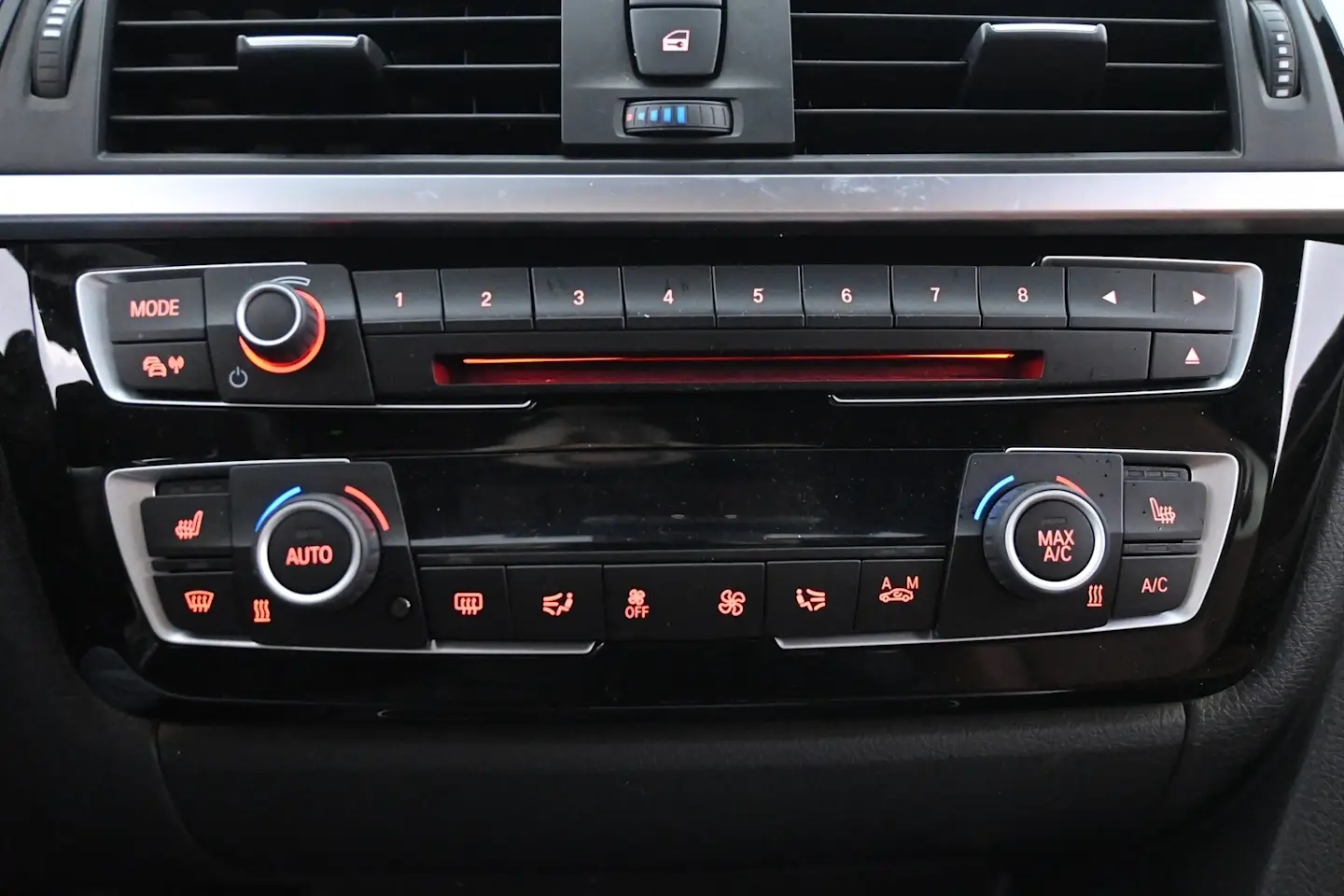 Car Image - 4UMHJvLVISEBicsflklwA2