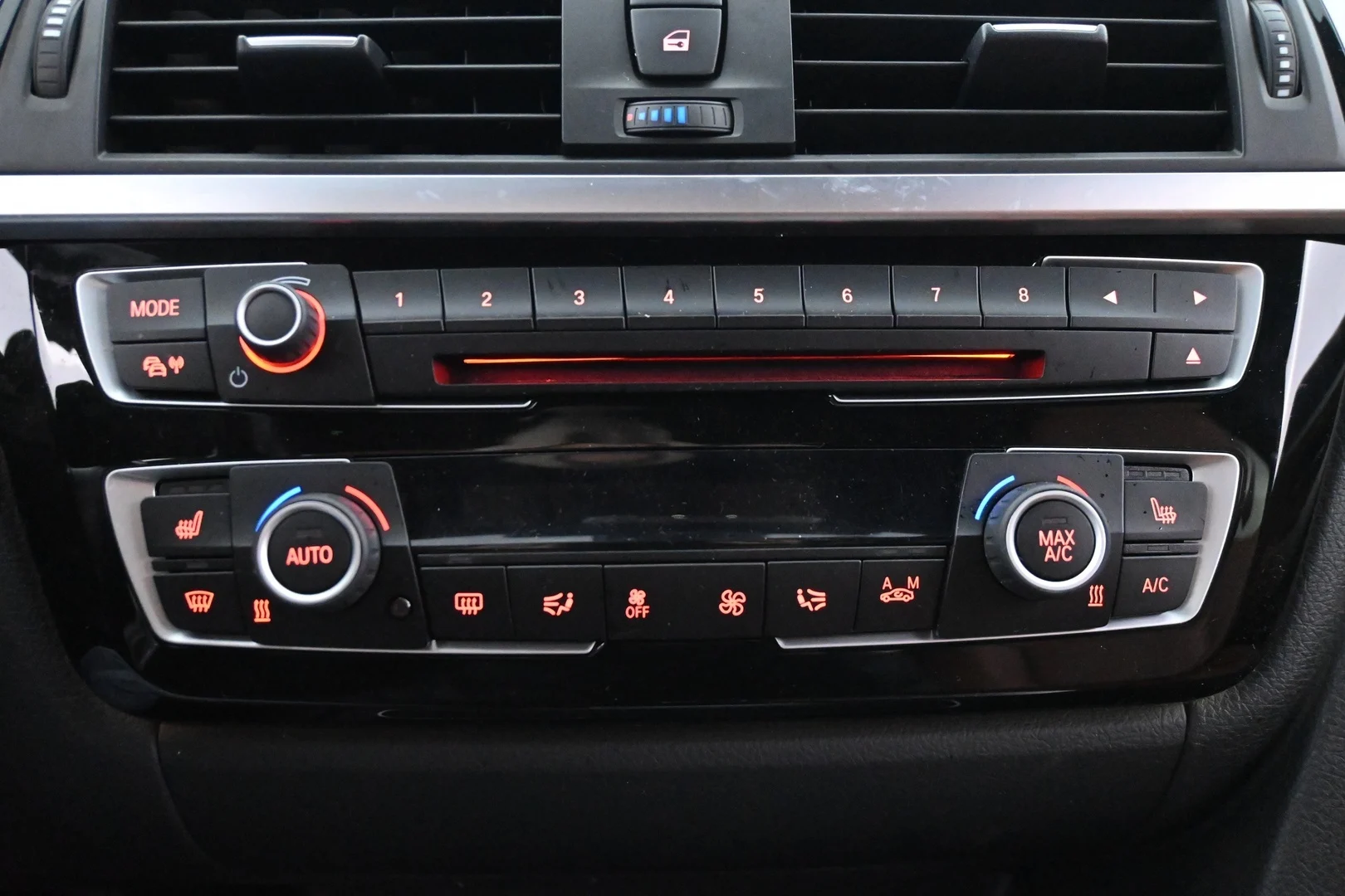 Car Image - 4UMHJvLVISEBicsflklwA2