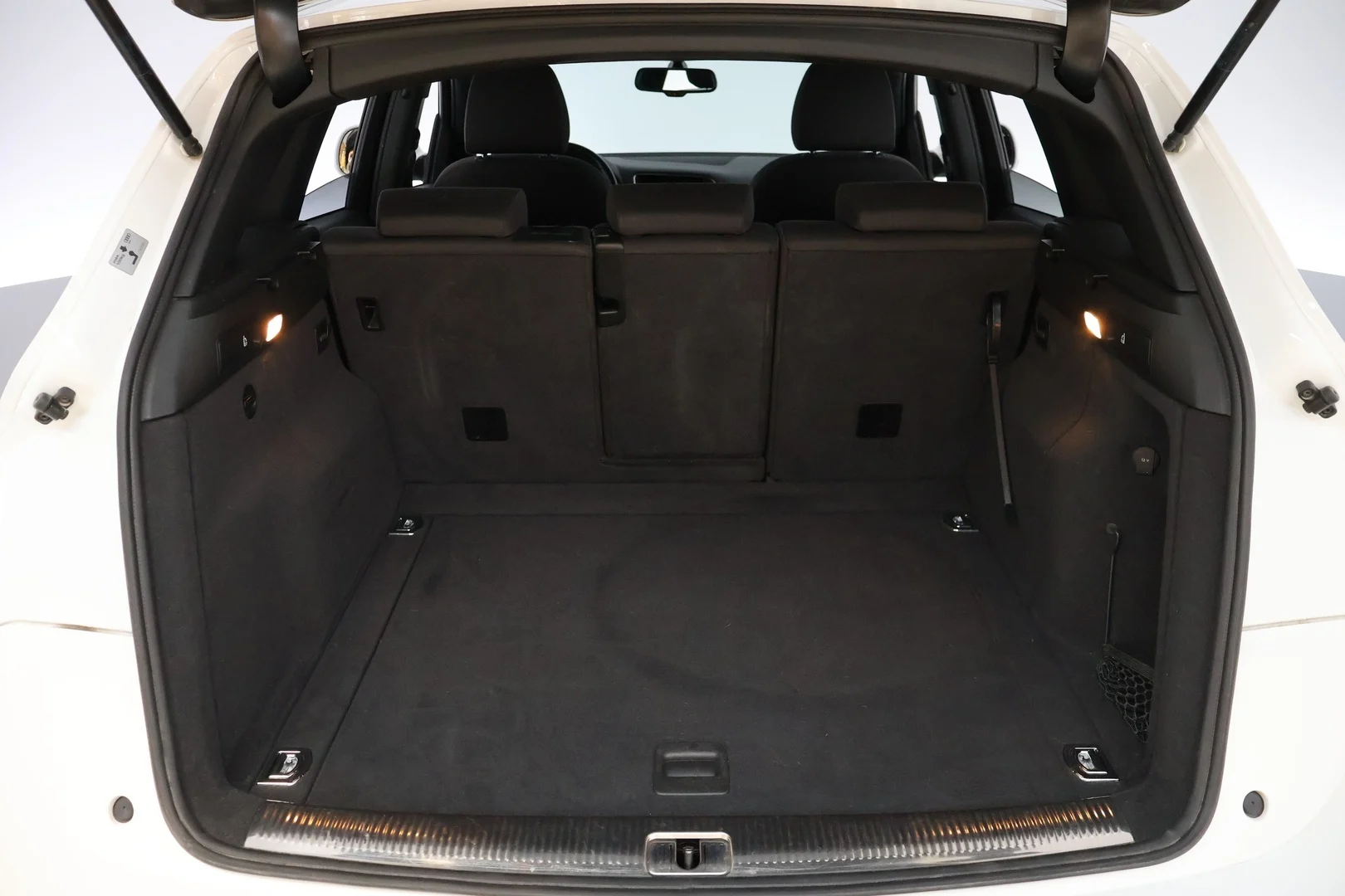 Car Image - 5usKj4KSRG9UCZUuZoC1kk