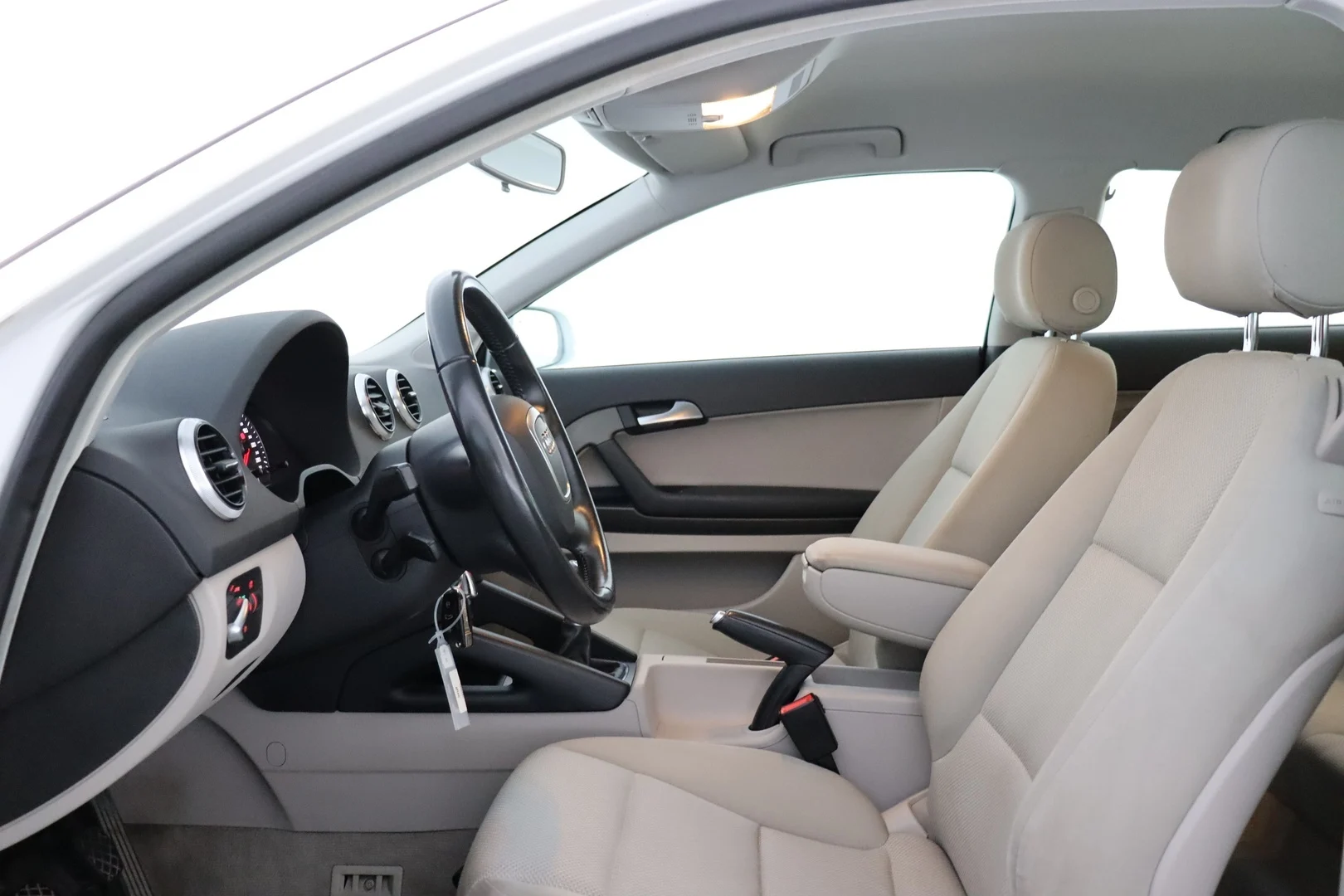 Car Image - 5R9woMYWOBFsG1Wg9tUSgF