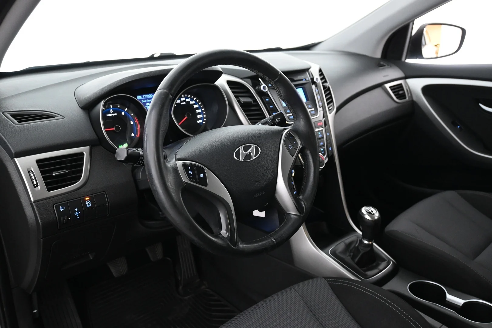 Car Image - 6QygbSzk3c5mrbHaYailHJ