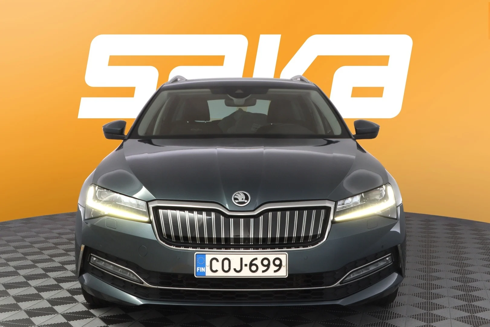 Car Image - 3jvgWB9oJIciJd3k8razAS