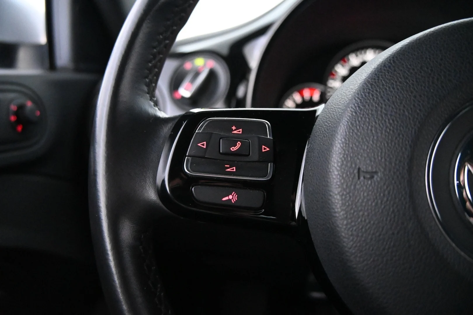 Car Image - 5naKZ16Rgx3t0rcKWhi9en